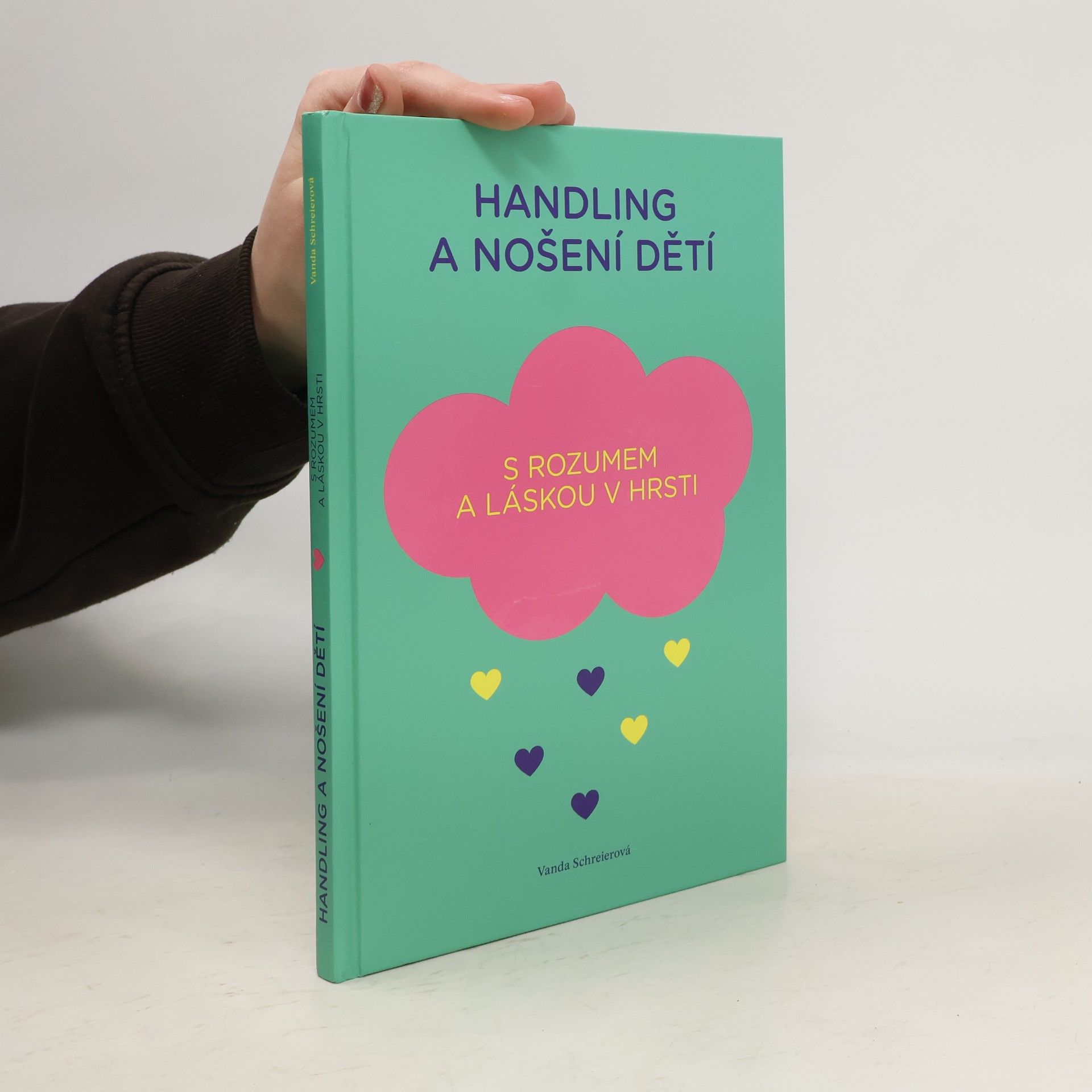 Vanda Schreierová Handling a nošení dětí