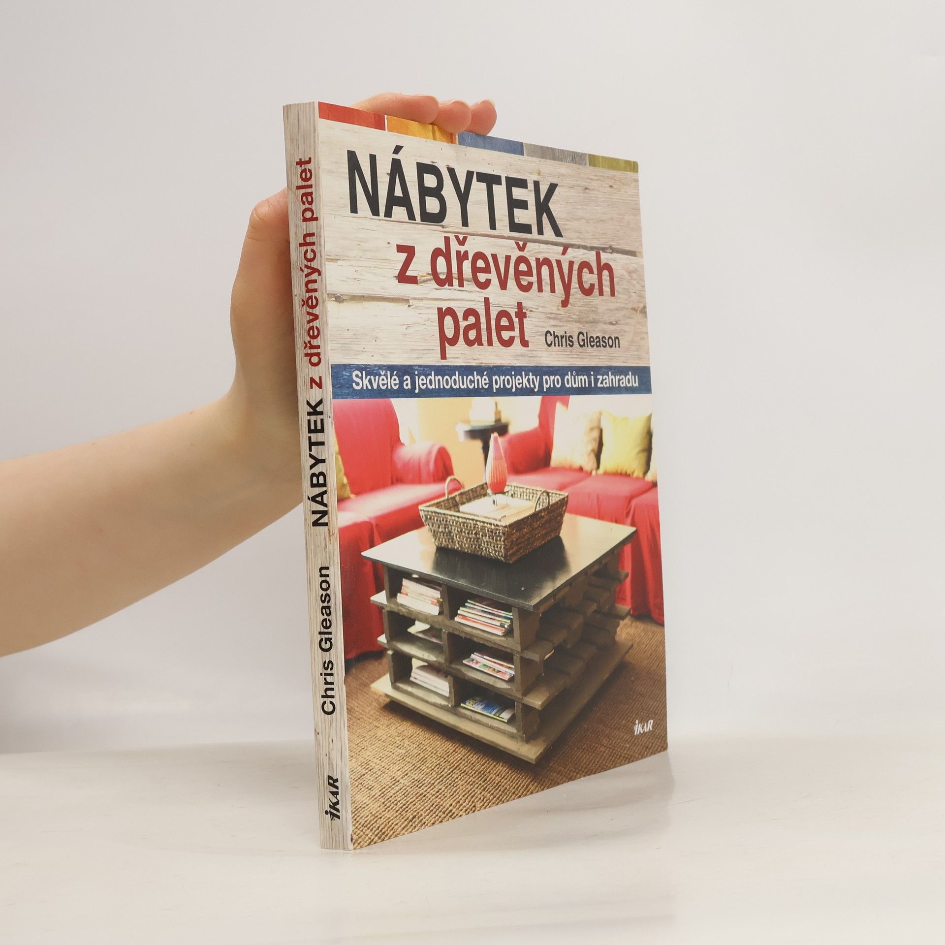 Nábytek z dřevěných palet