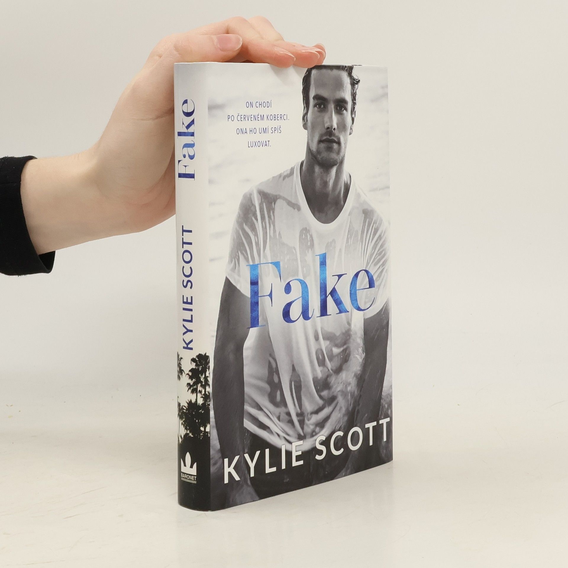 Kylie Scott Fake: West Hollywood.