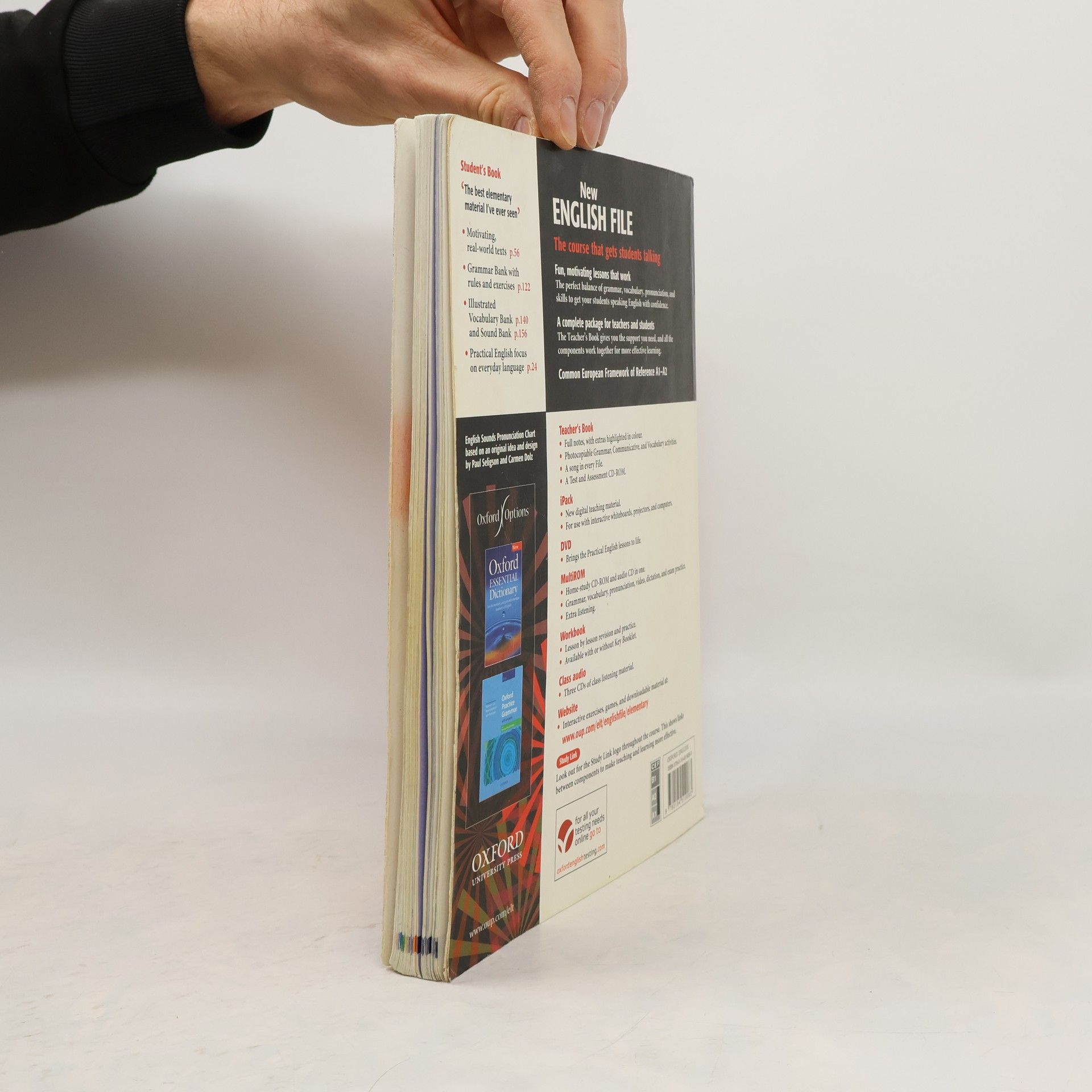 Clive Oxenden New English file. Elementary : student's book