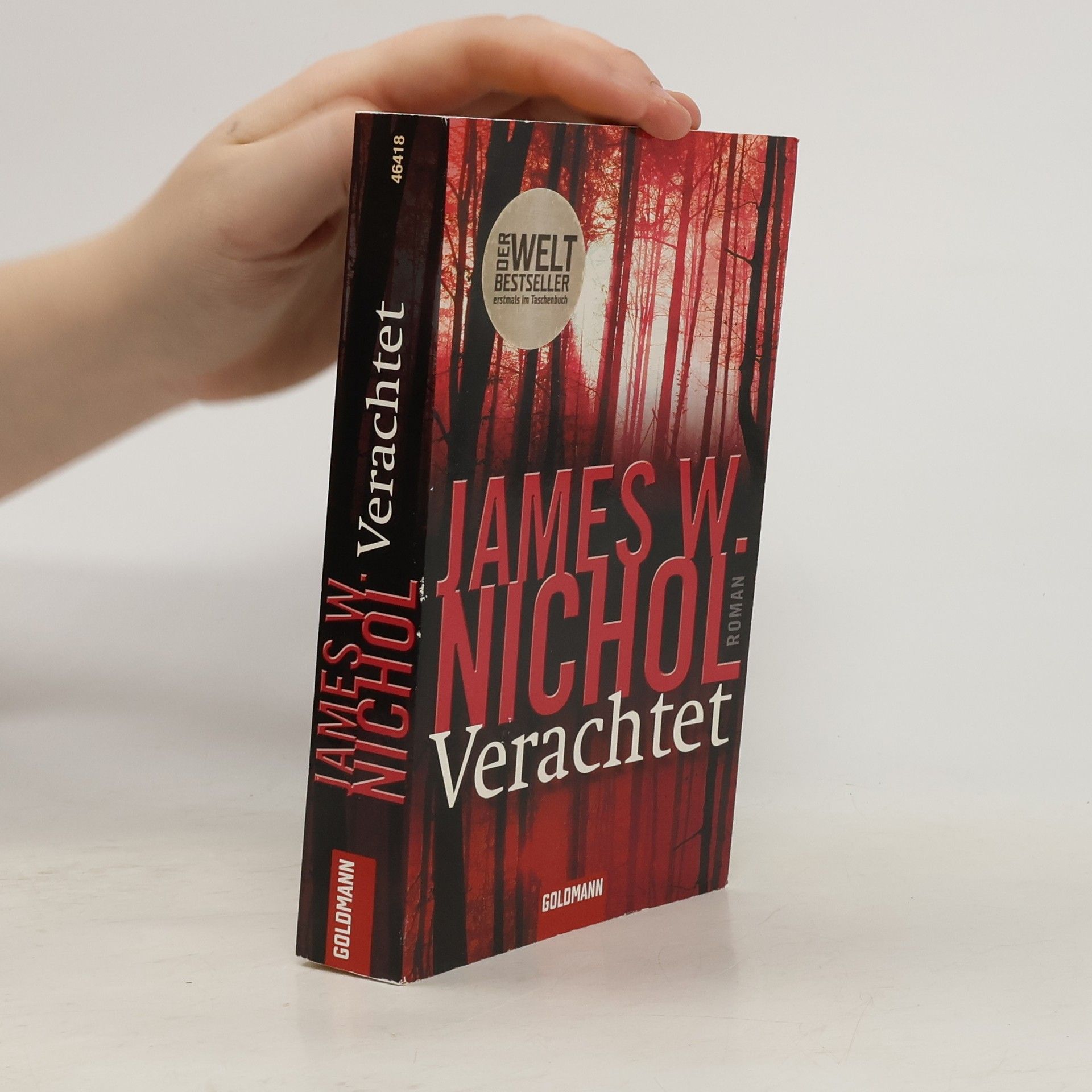 James W. Nichol Verachtet