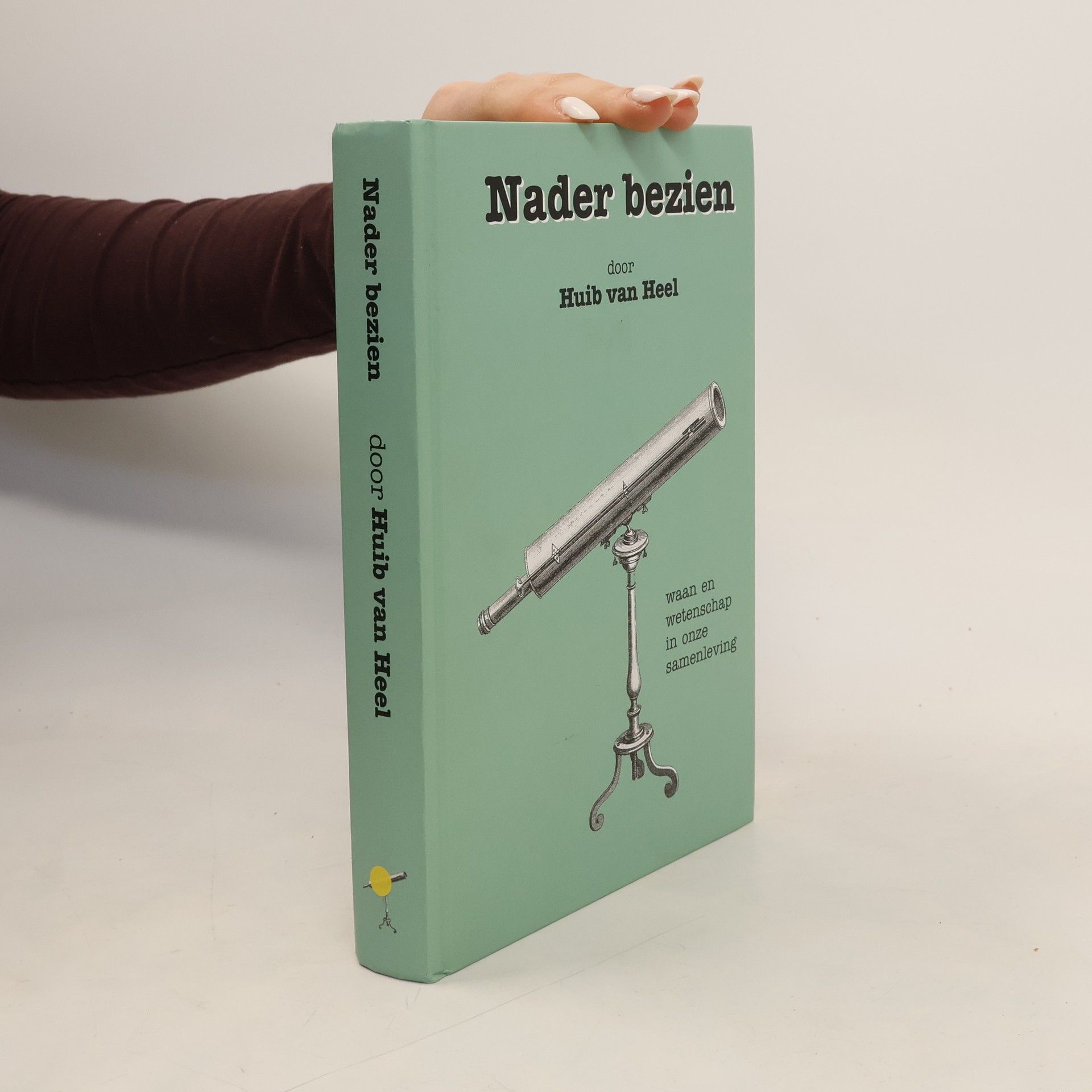 Huib van Heel Nader bezien