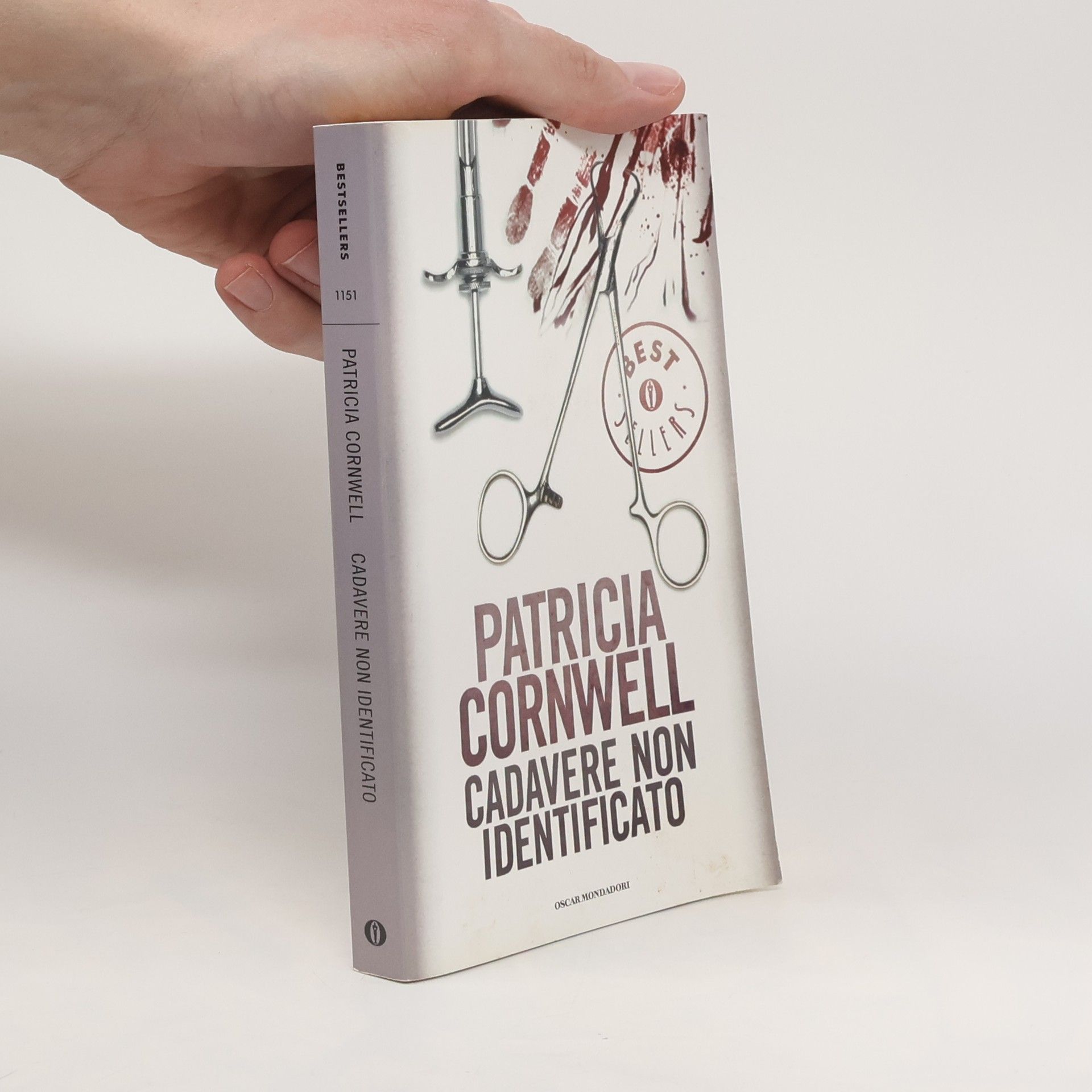 Annamaria Biavasco Oscar bestsellers - 1151: Cadavere non identificato: Traduzione di Annamaria Biavasco