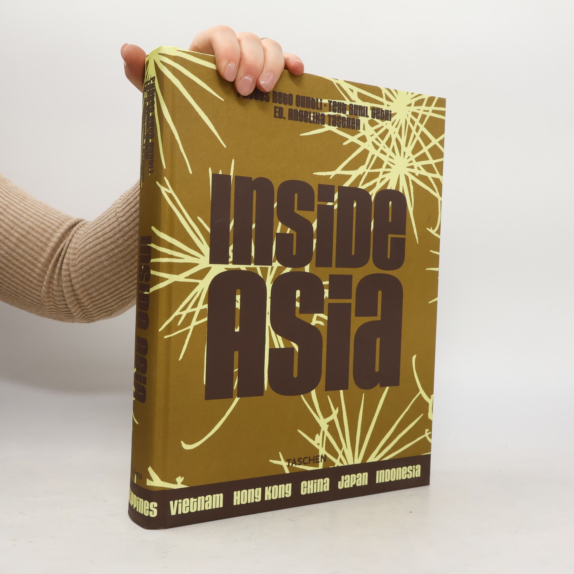 Auteurscollectief Inside Asia