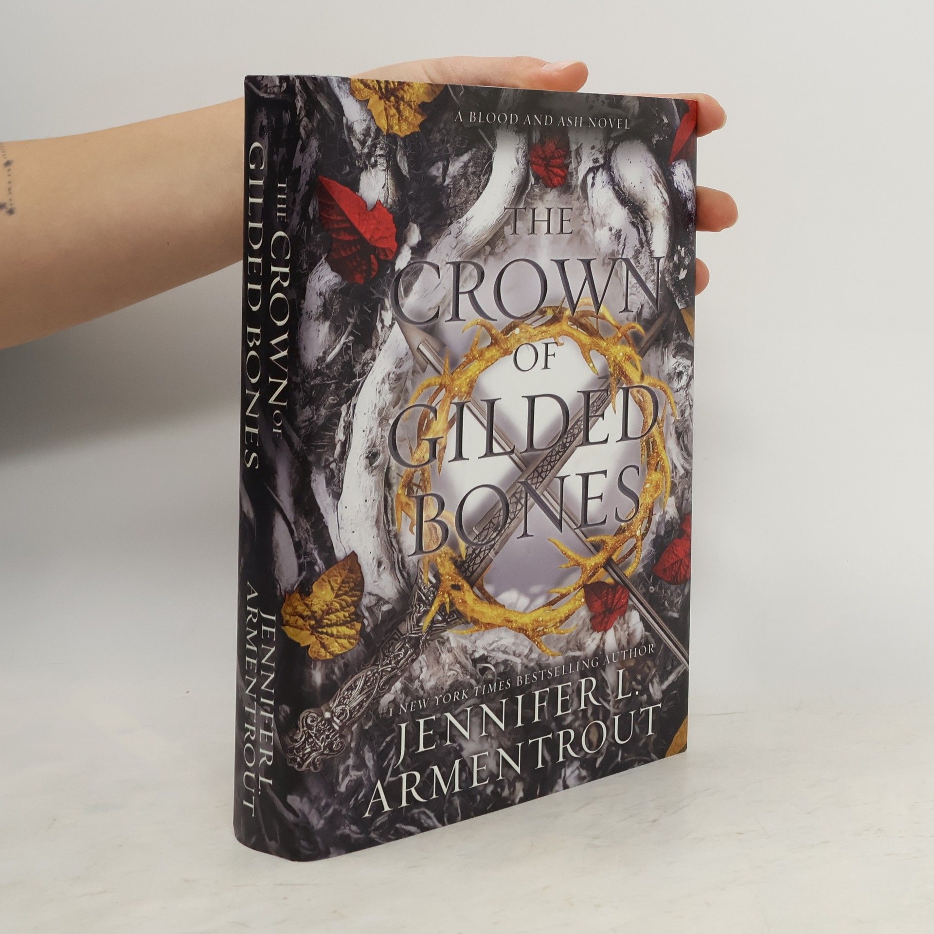 Jennifer Armentrout The Crown of Gilded Bones