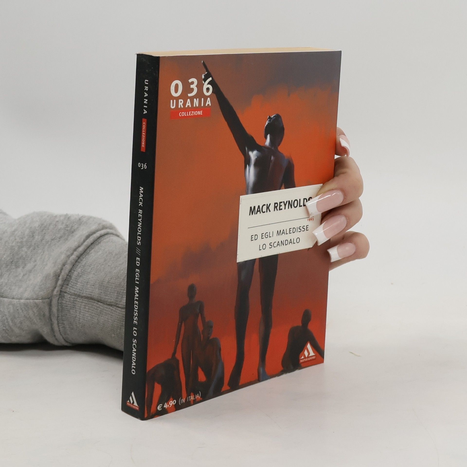 Mack Reynolds Ed egli maledisse lo scandalo