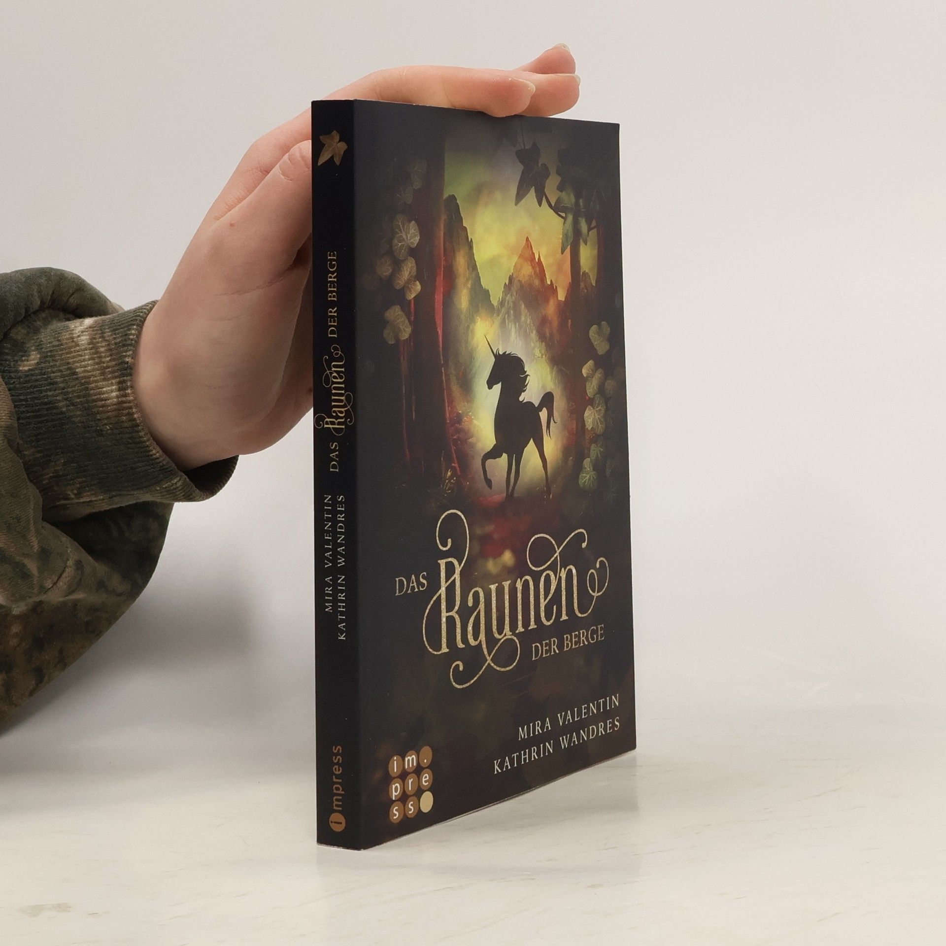 Mira Valentin Das Raunen der Berge