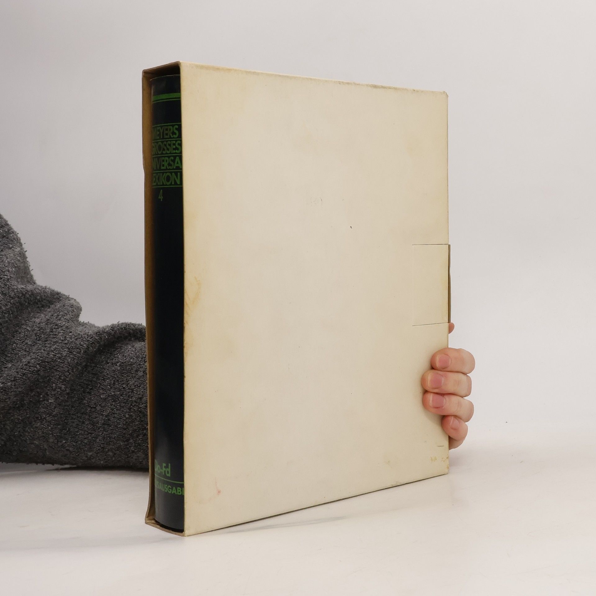 Autorenkollektiv Meyers grosses Universal-Lexikon in 15 Bänden. Band 4