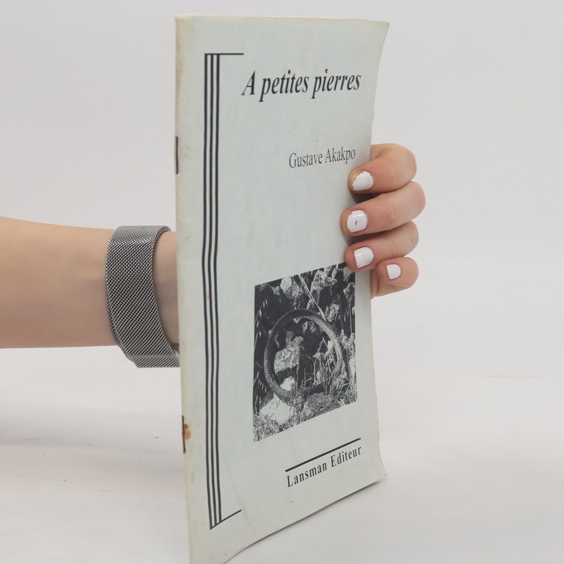 Gustave Akakpo A petites pierres