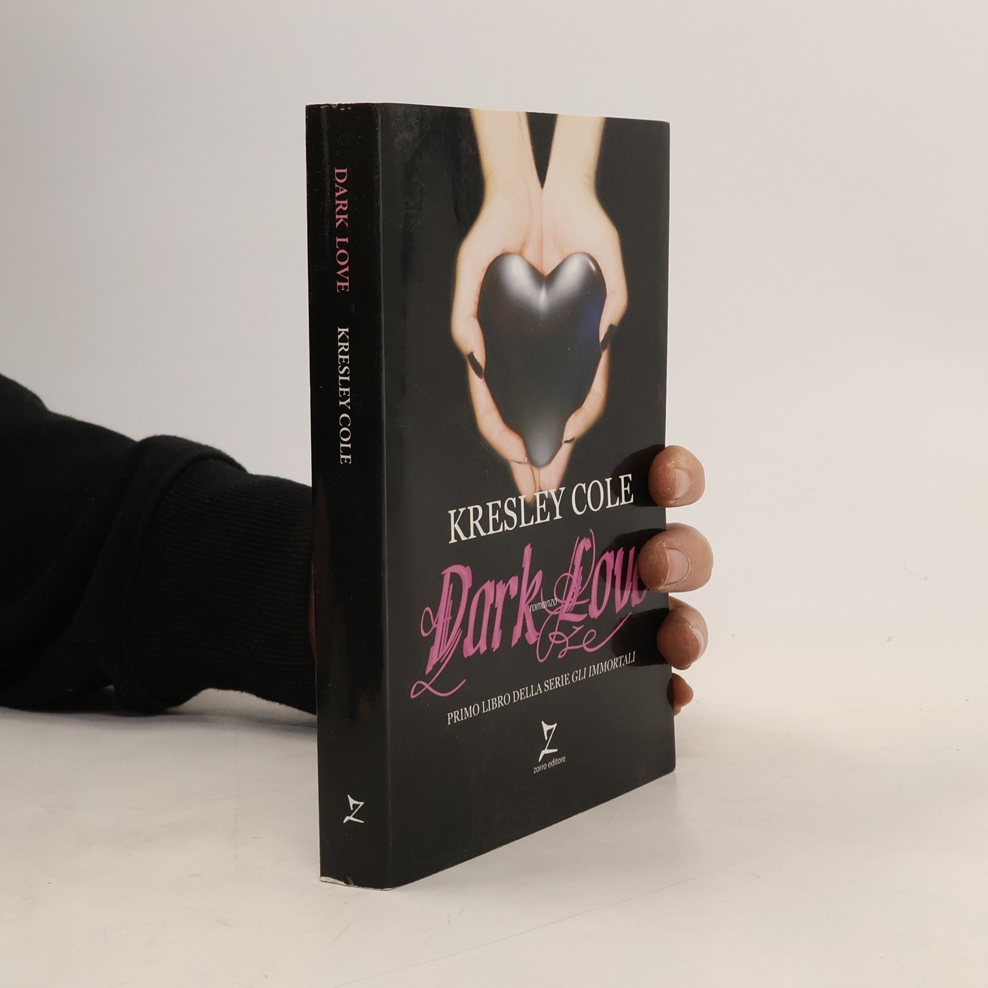 Kresley Cole Dark Love