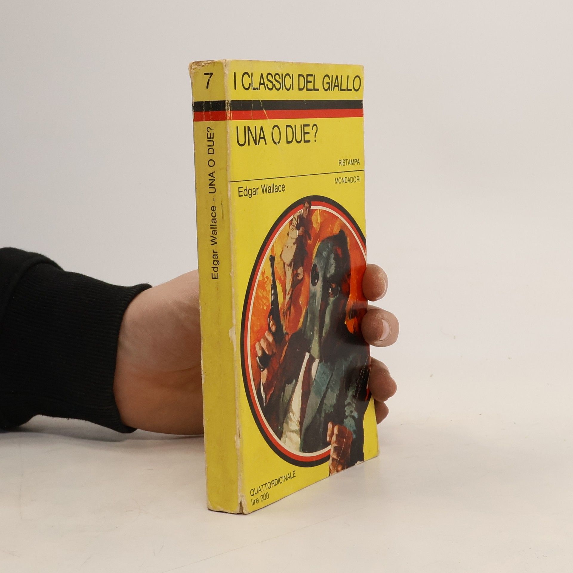 Edgar Wallace Una o due?