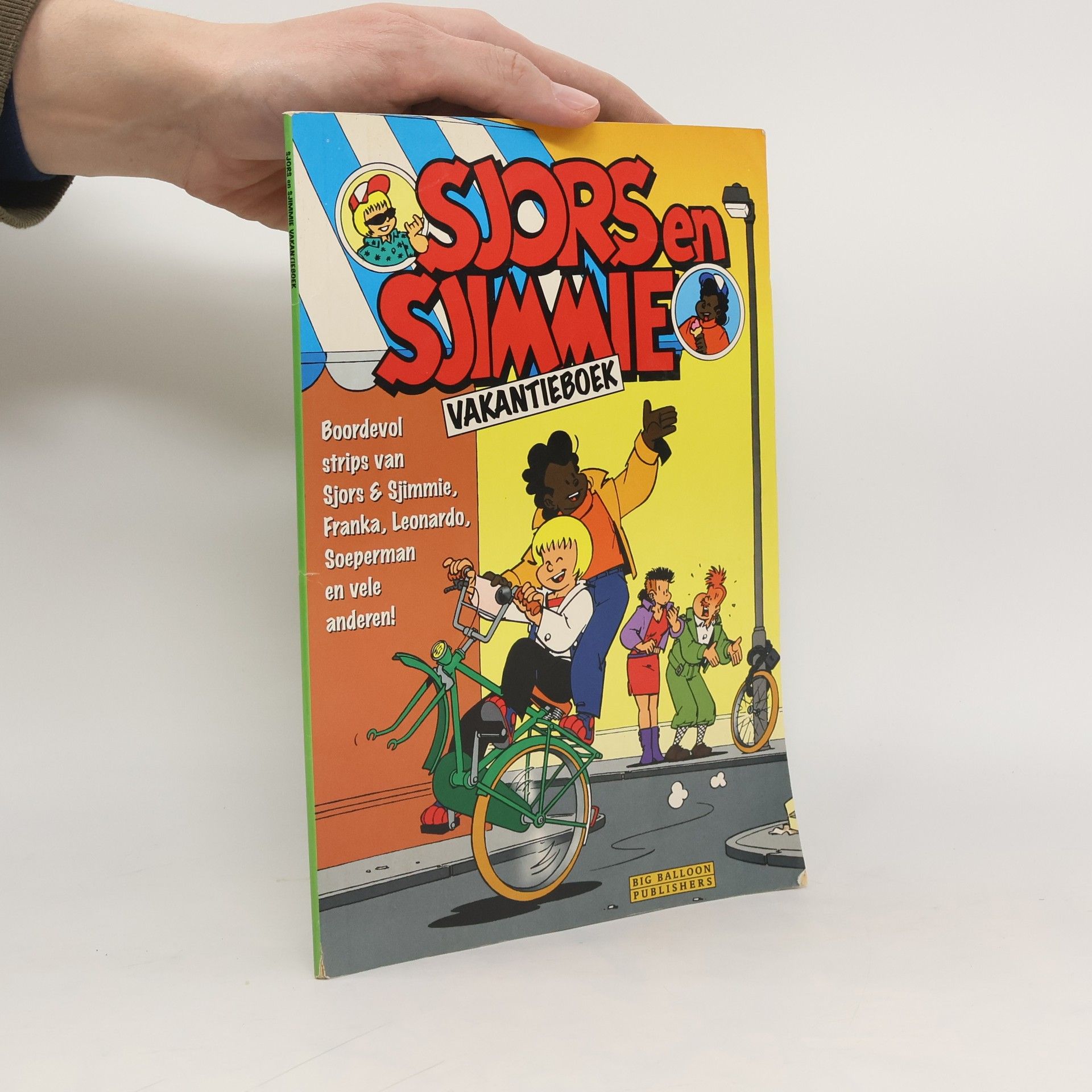 Autores varios Een bewolkte dag in Sunny Patch