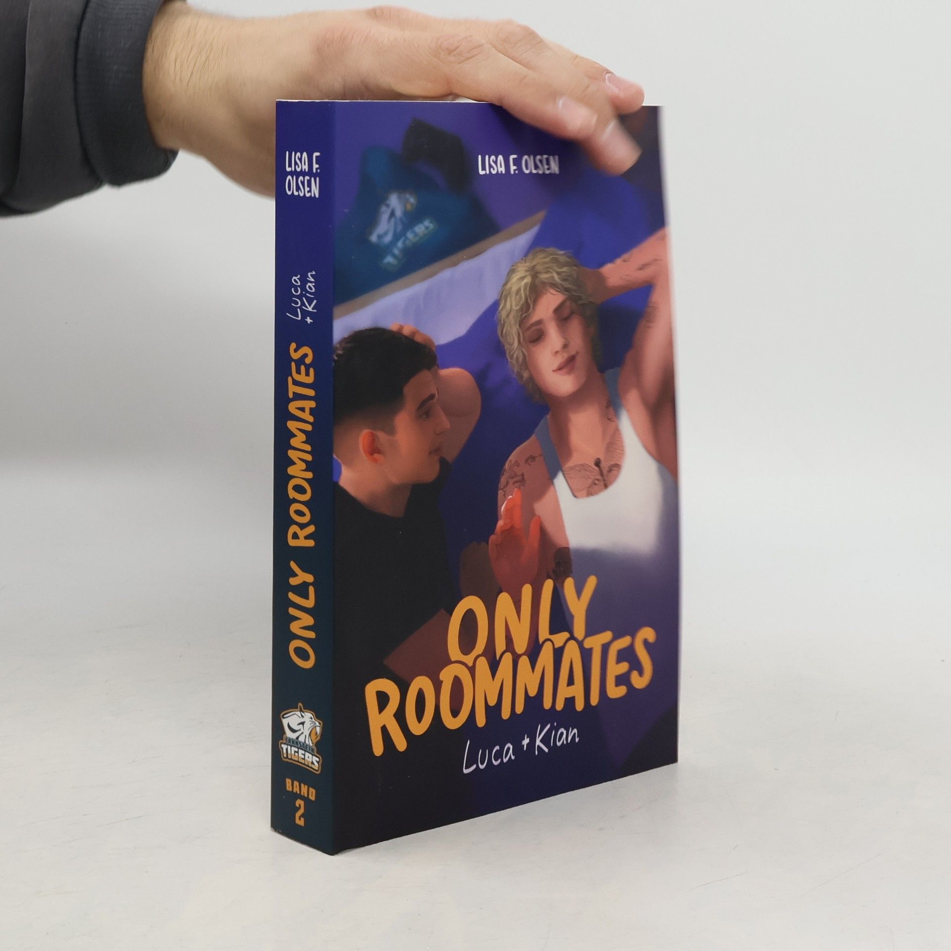 Lisa F. Olsen Tannstein-Tigers - 2: Only Roommates - Luca & Kian