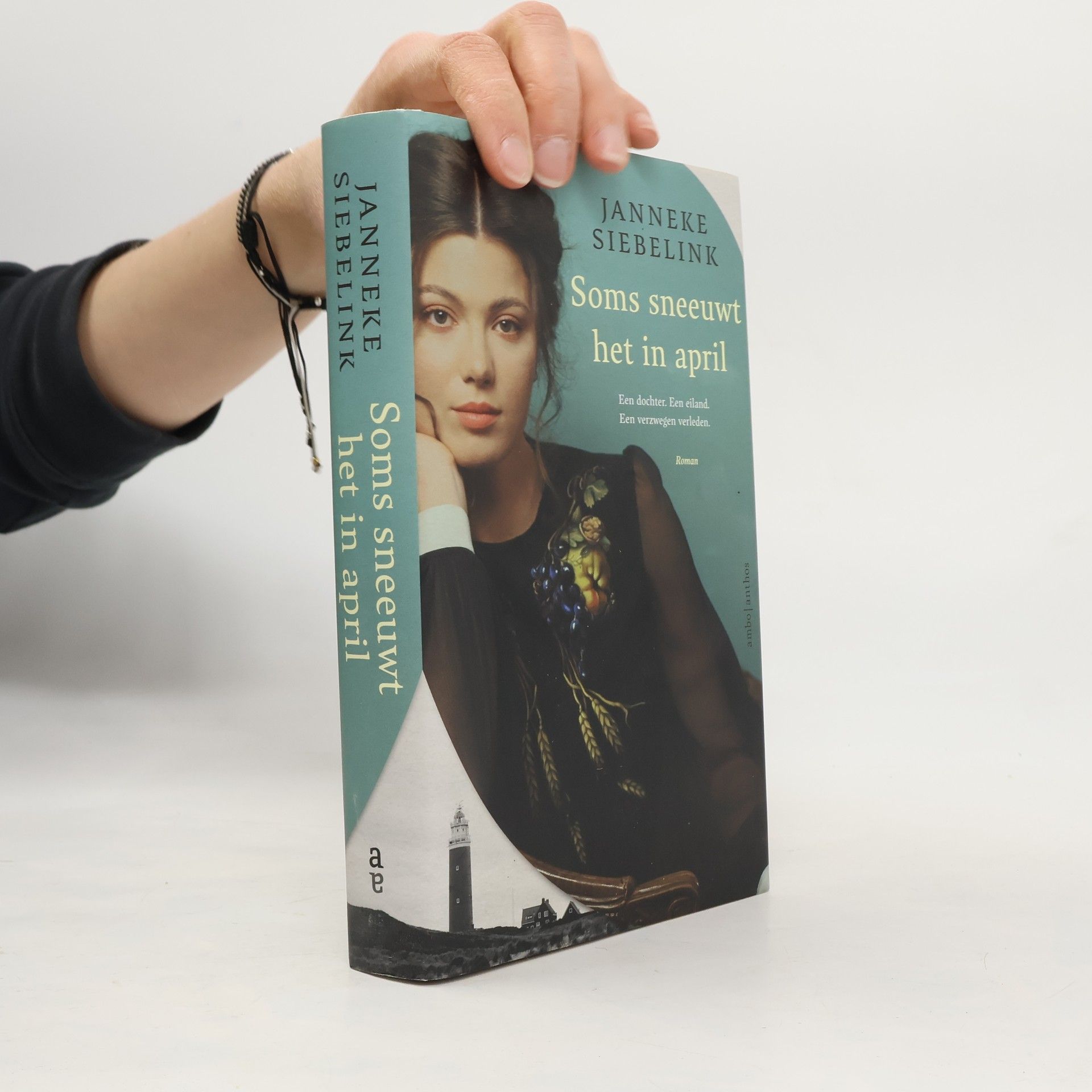 Janneke Siebelink Soms sneeuwt het in april