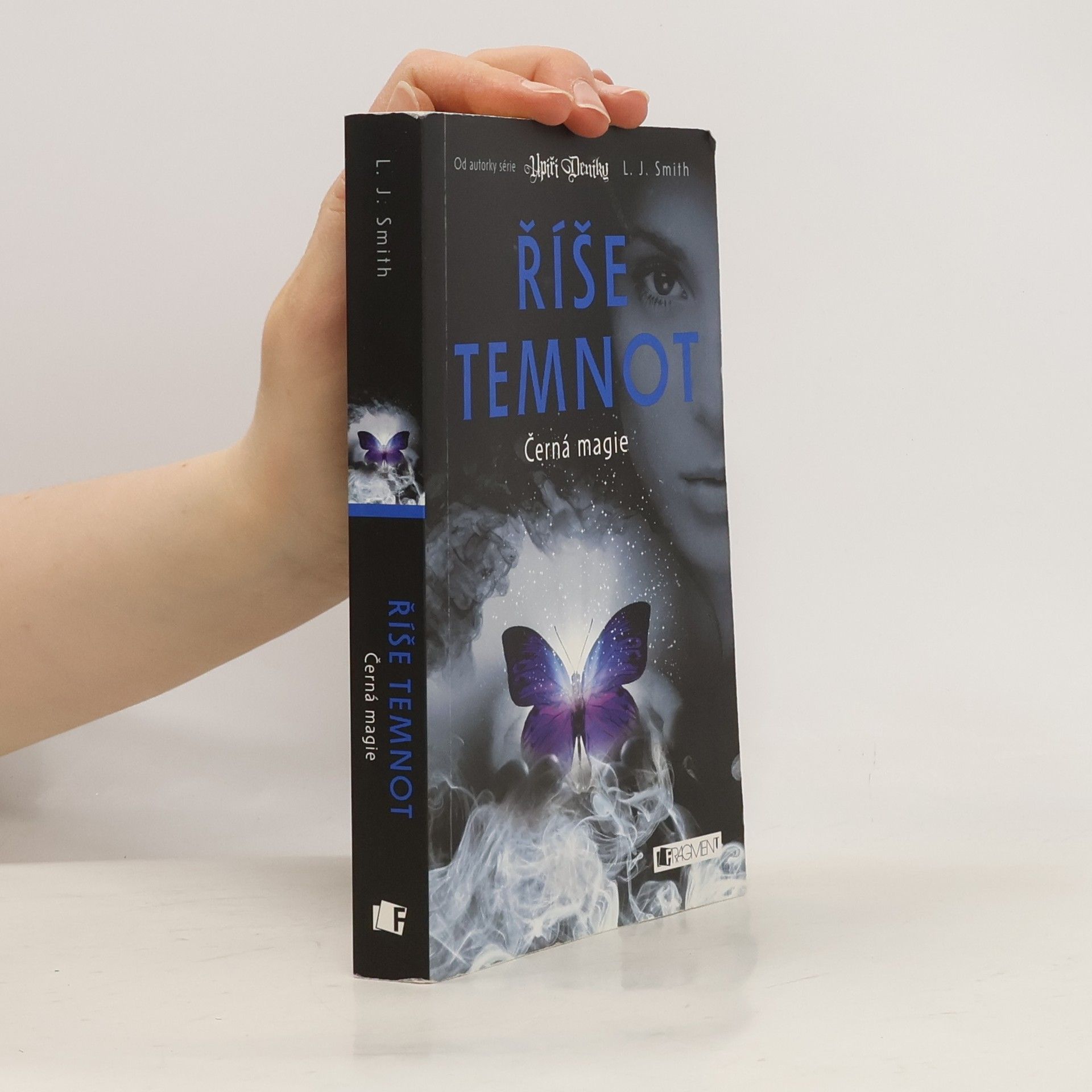 L. J. Smith Říše temnot. Černá magie