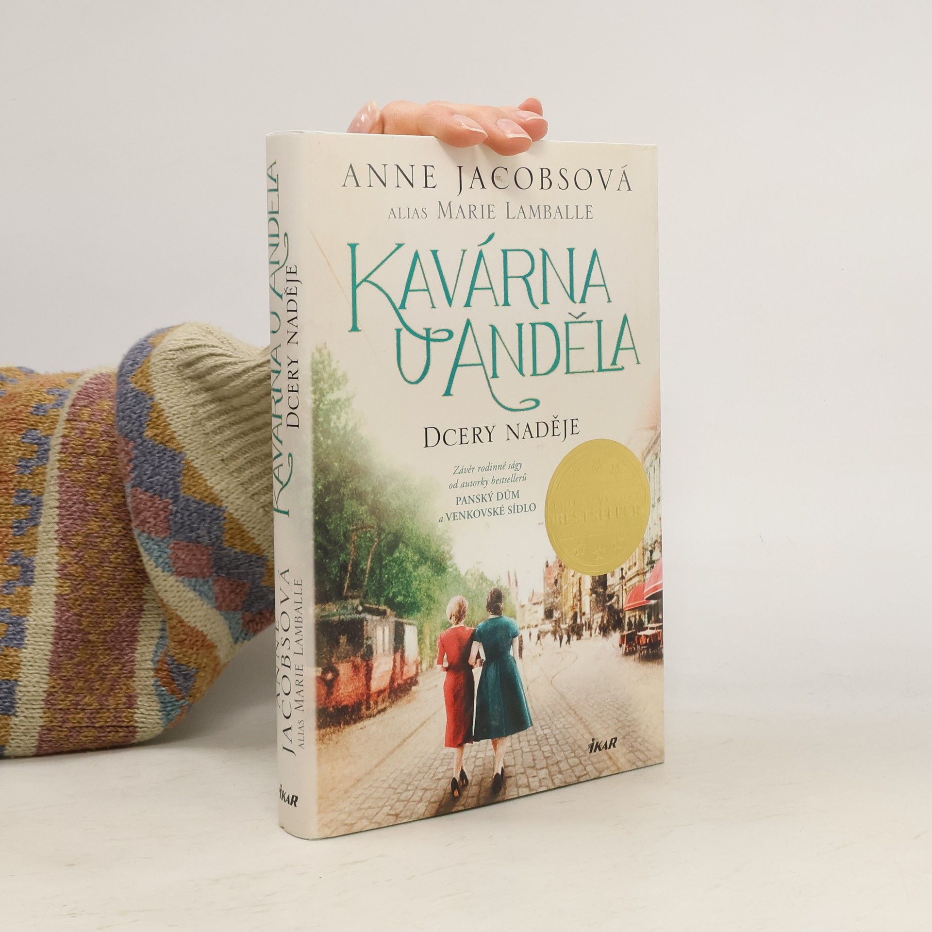 Anne Jacobs Kavárna U Anděla. Dcery naděje