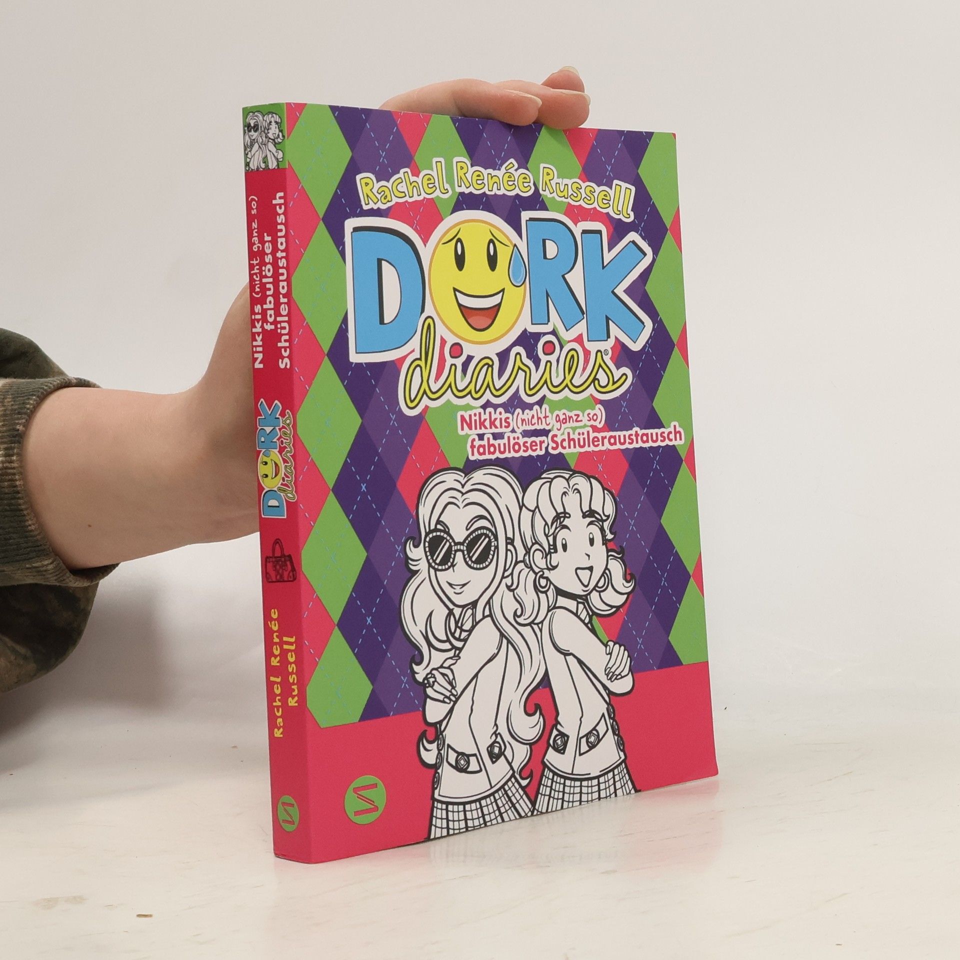 Rachel Renee Russell Dork Diaries - 11: Nikkis (nicht ganz so) fabulöser Schüleraustausch