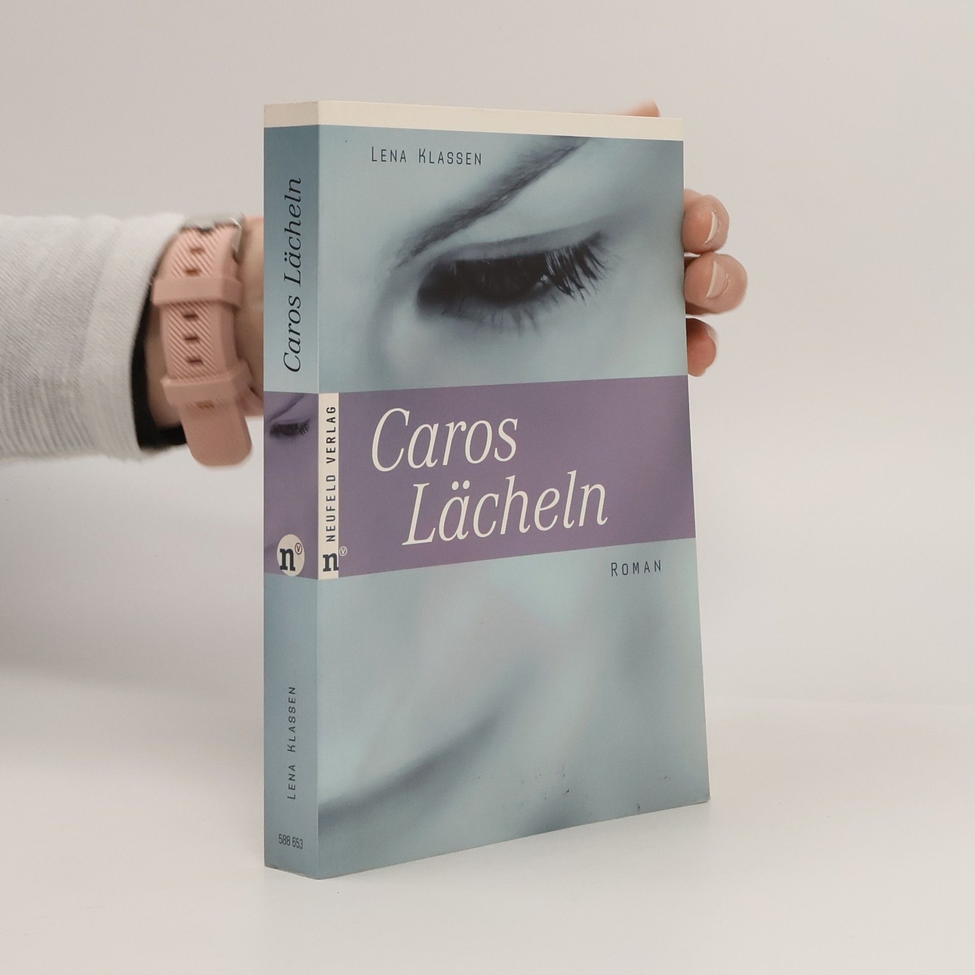 Lena Klassen Caros Lächeln. Roman