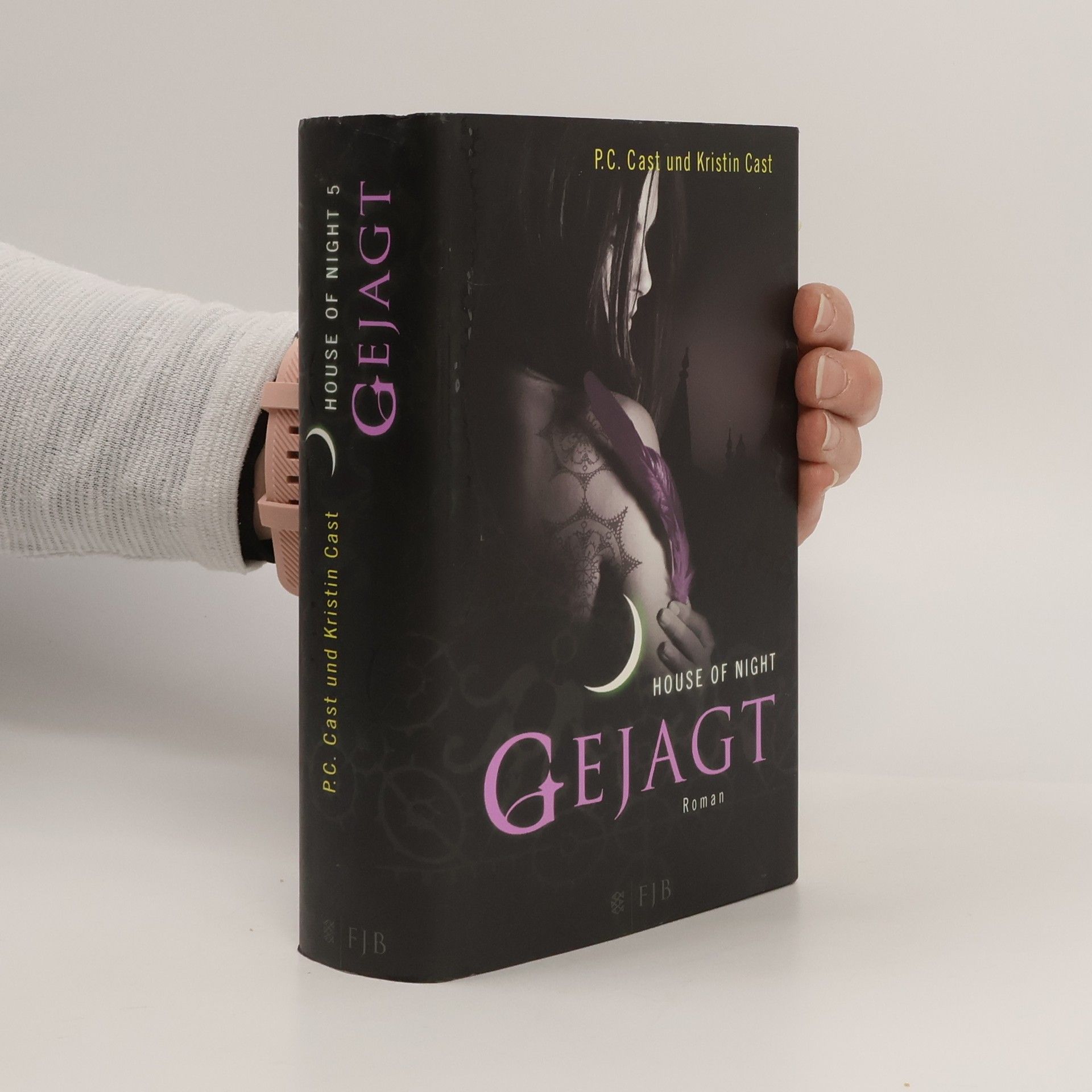 Phyllis Christine Cast House of Night 4. Gejagt