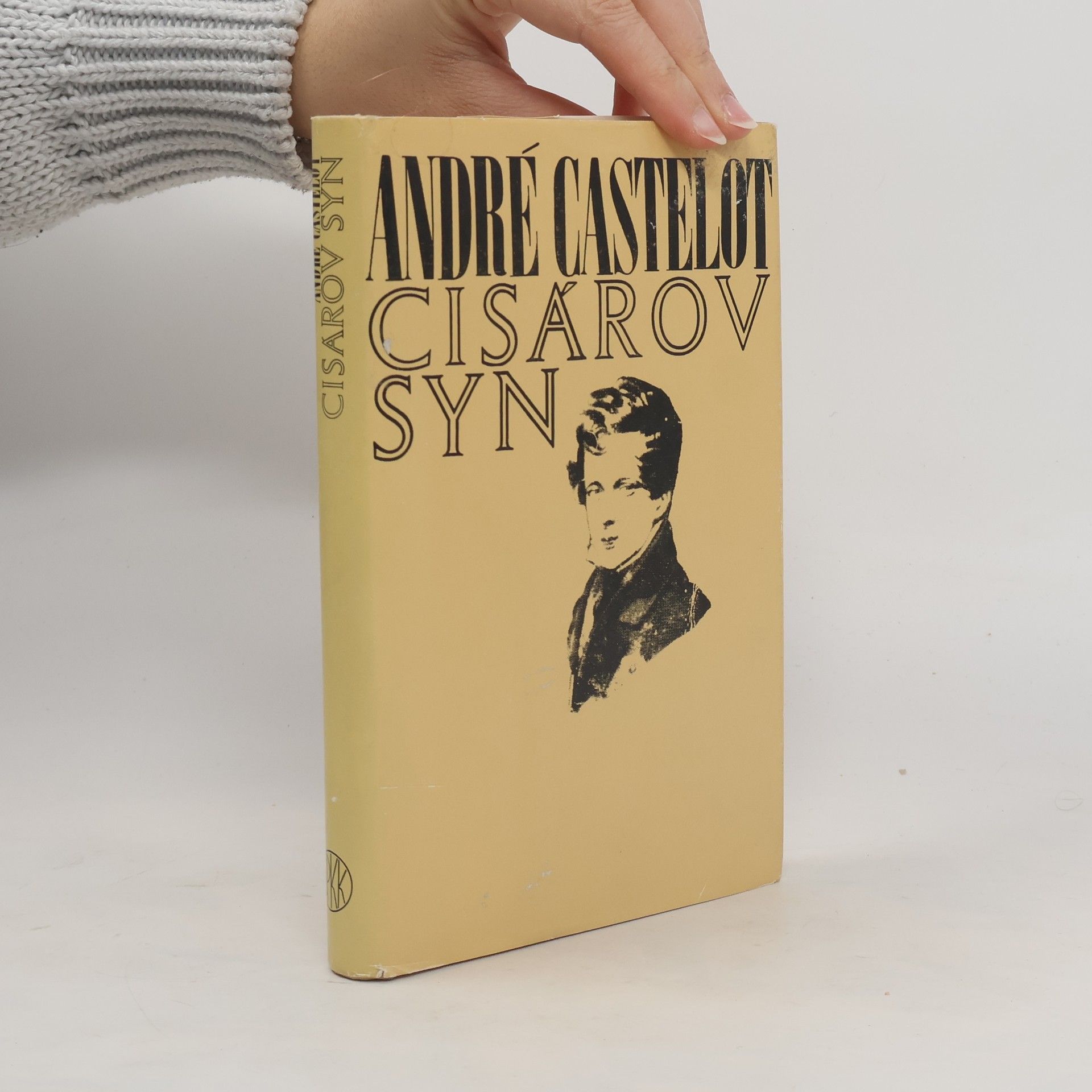 André Castelot Cisárov syn