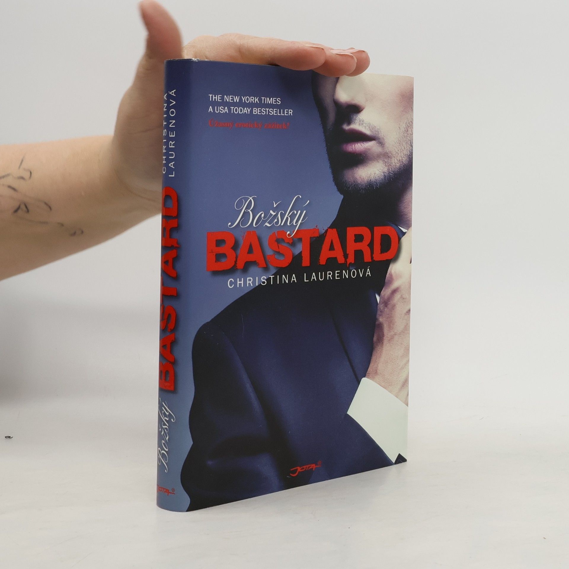 Christina Lauren Božský bastard