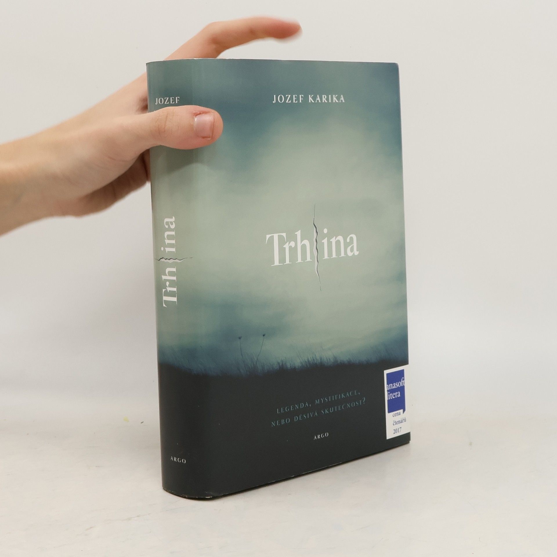 Jozef Karika Trhlina