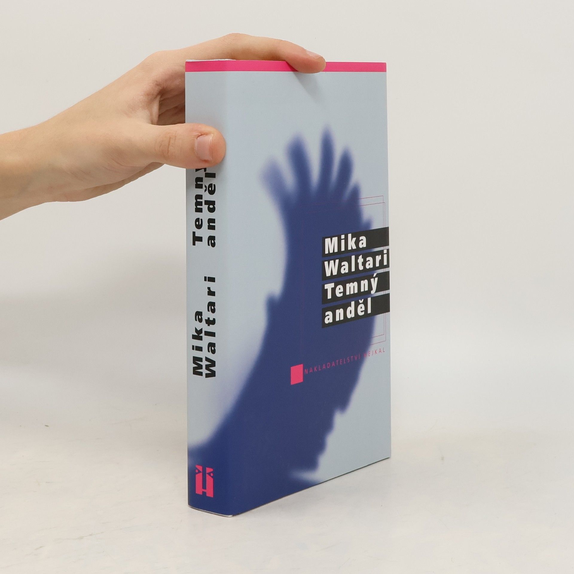 Mika Waltari Temný anděl