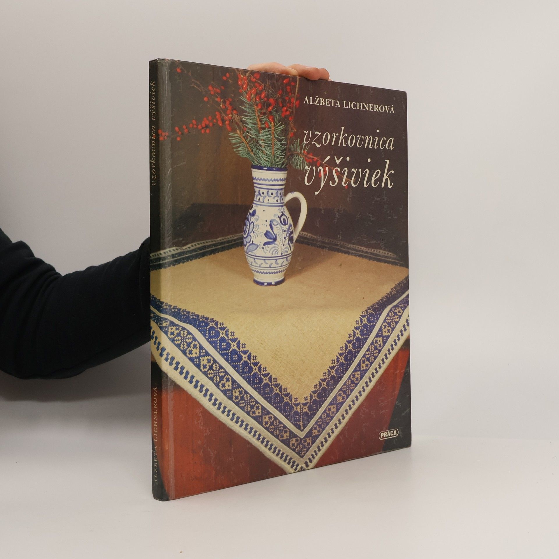 Vzorkovnica výšiviek