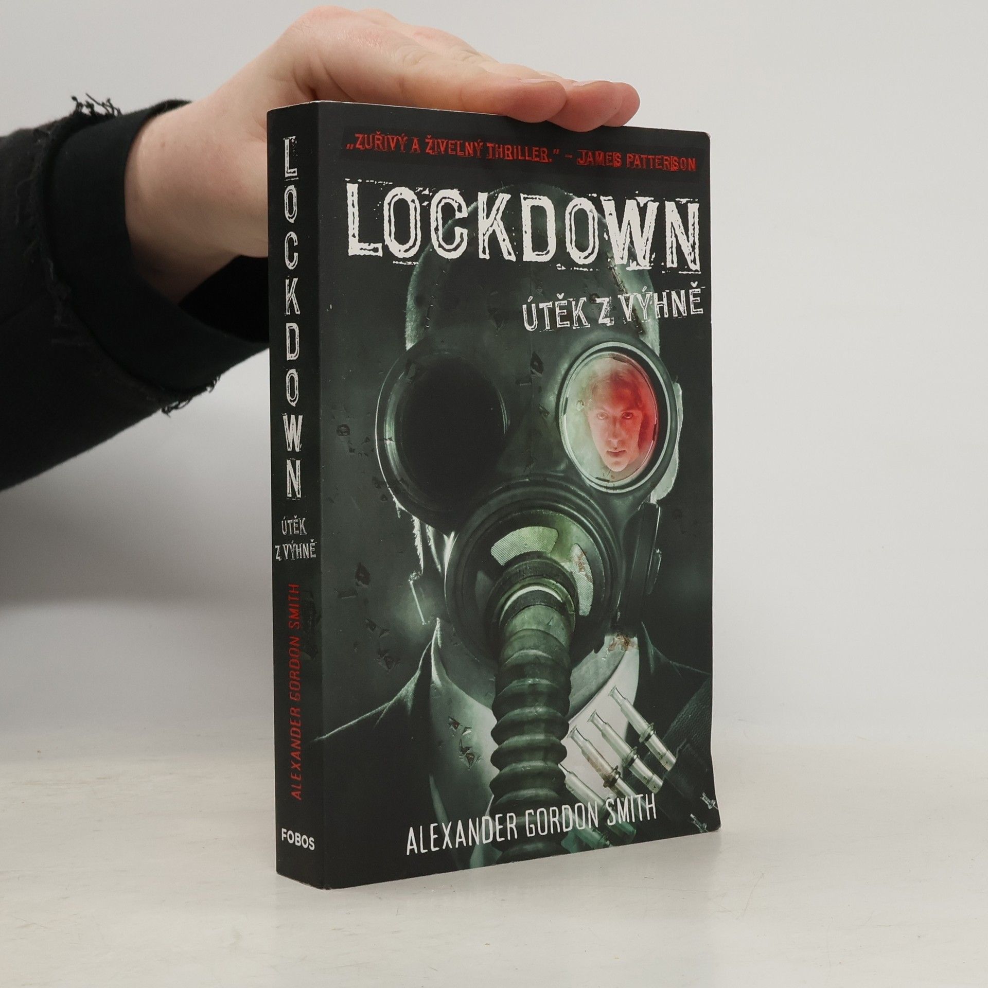 Alexander Gordon Smith Lockdown