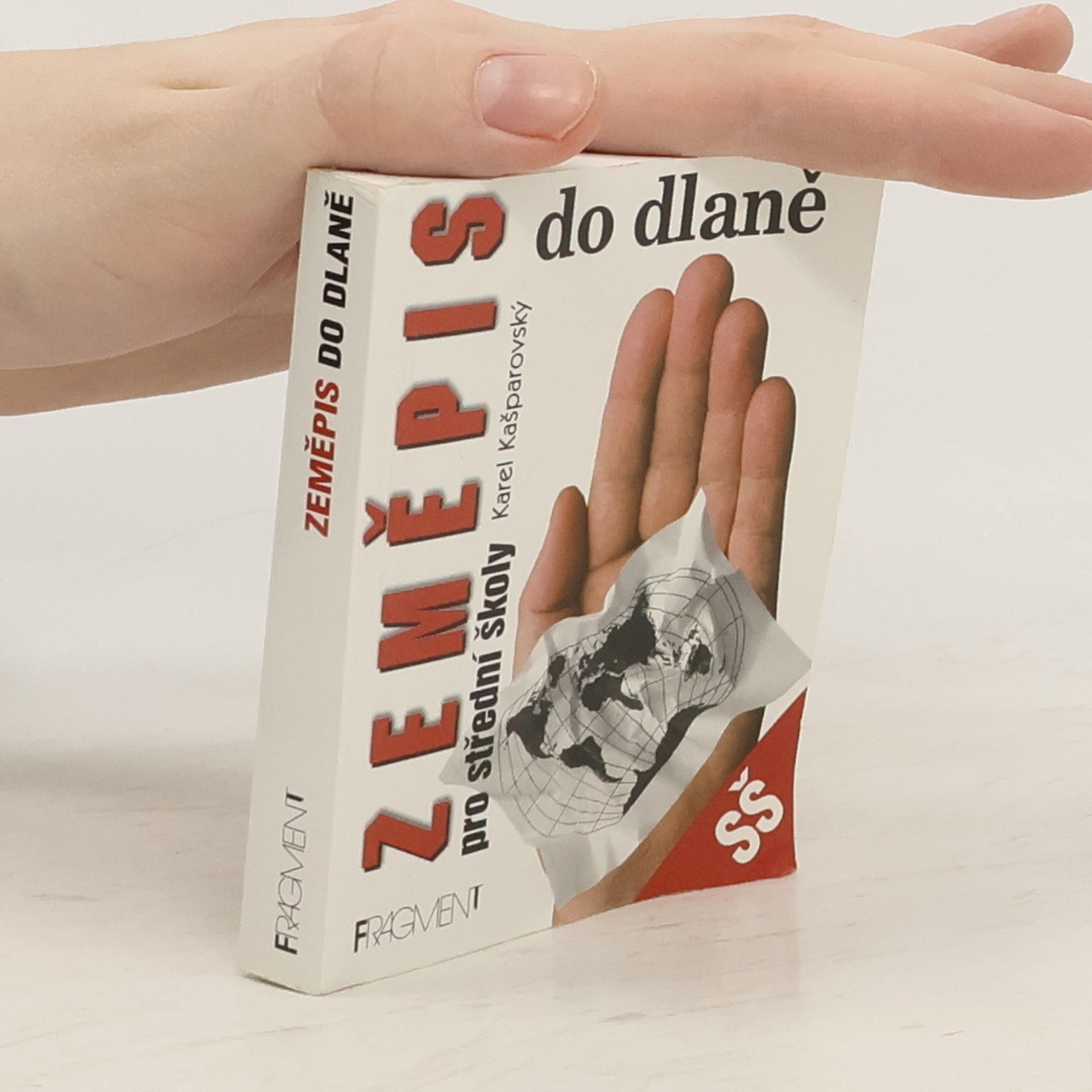 Karel Kašparovský Zeměpis do dlaně pro střední školy
