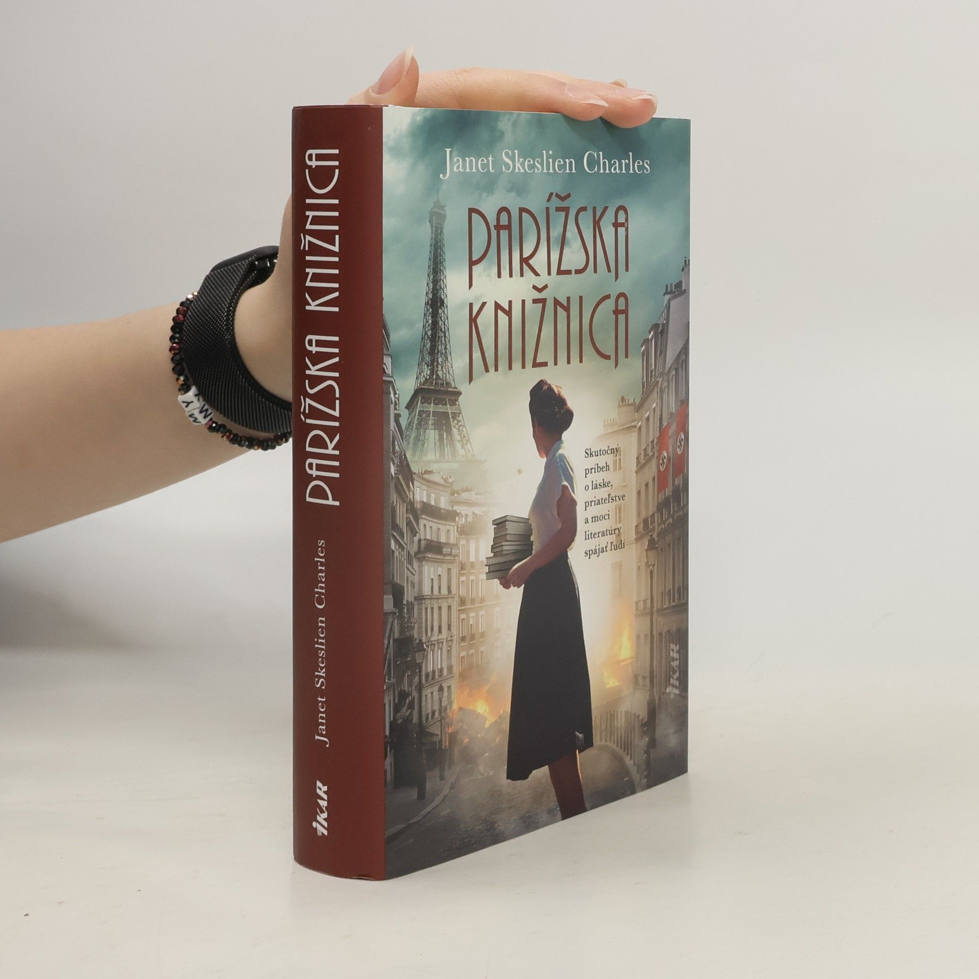 Janet Skeslien Charles Parížska knižnica