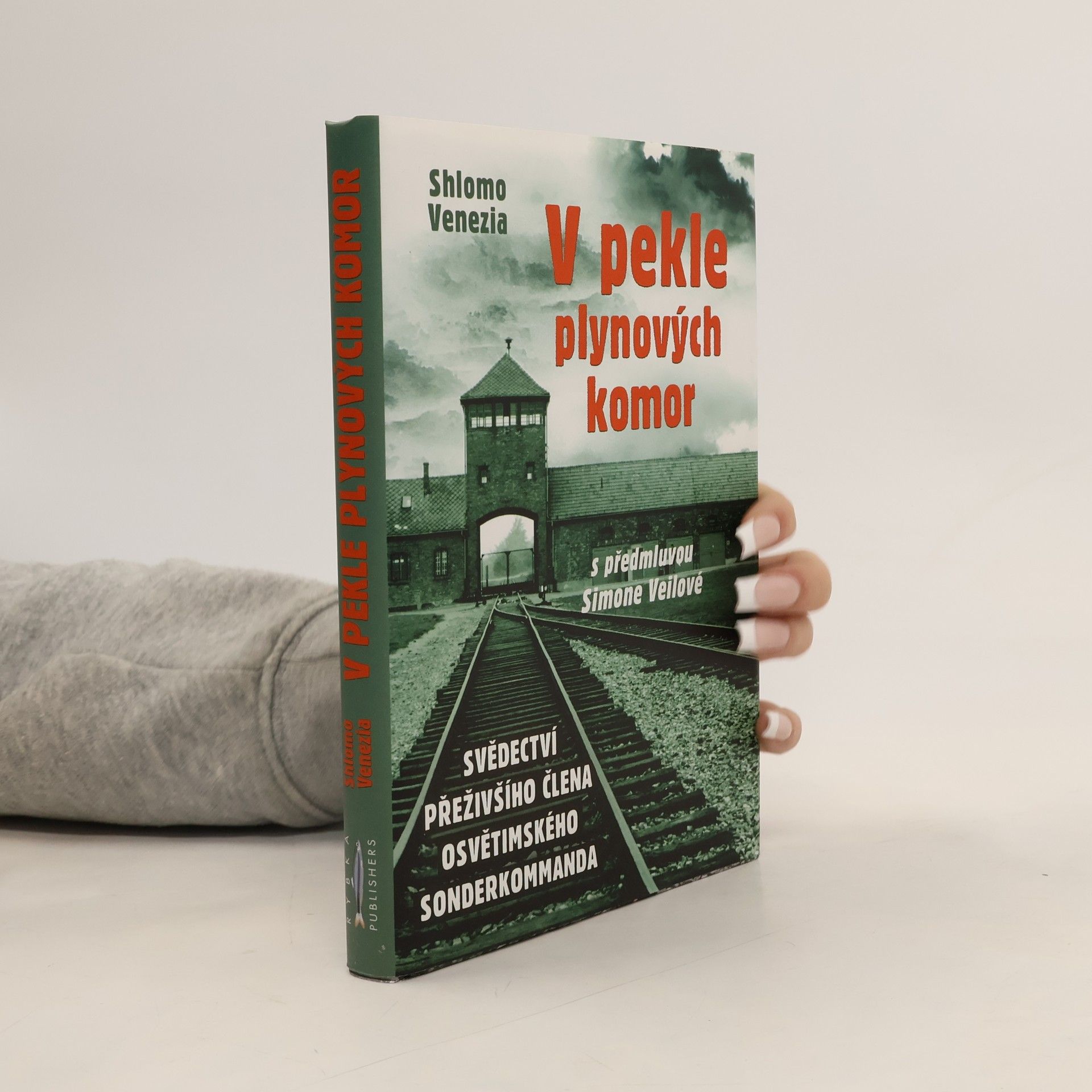 Shlomo Venezia V pekle plynových komor