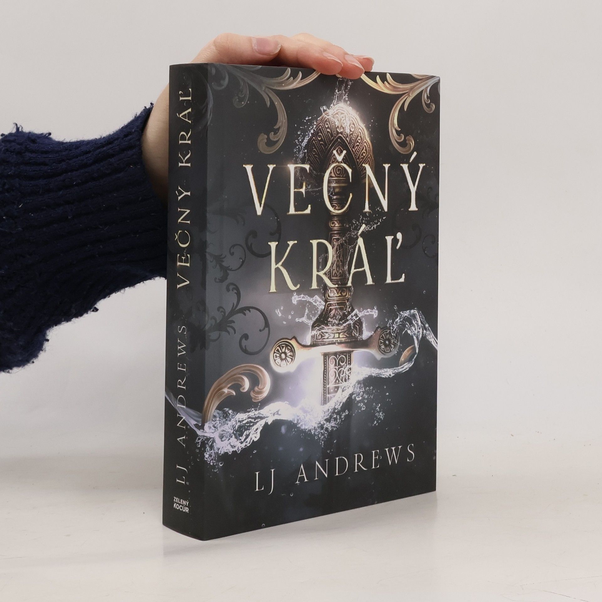 Lj Andrews Večný kráľ