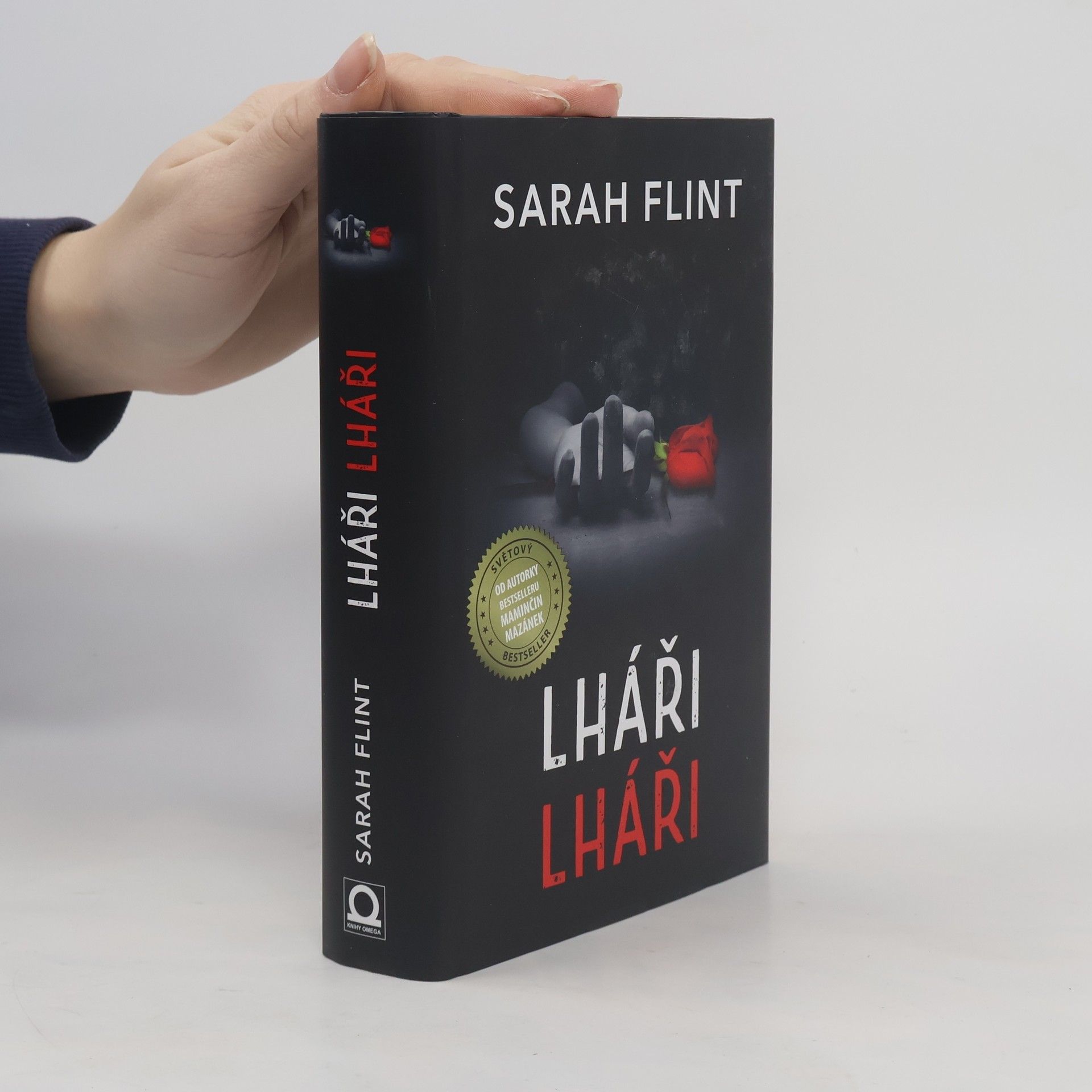 Sarah Flint Lháři, lháři