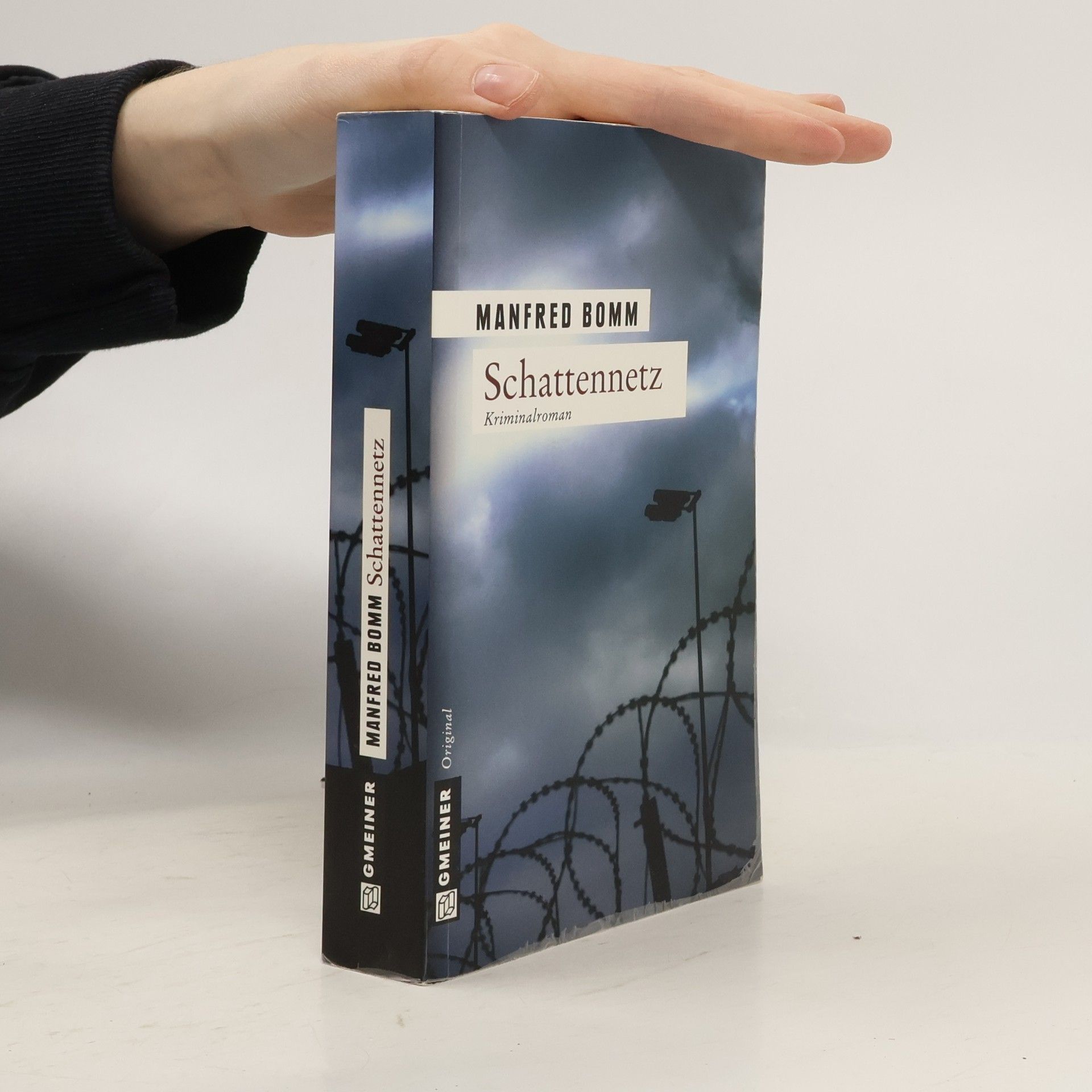 Manfred Bomm Schattennetz