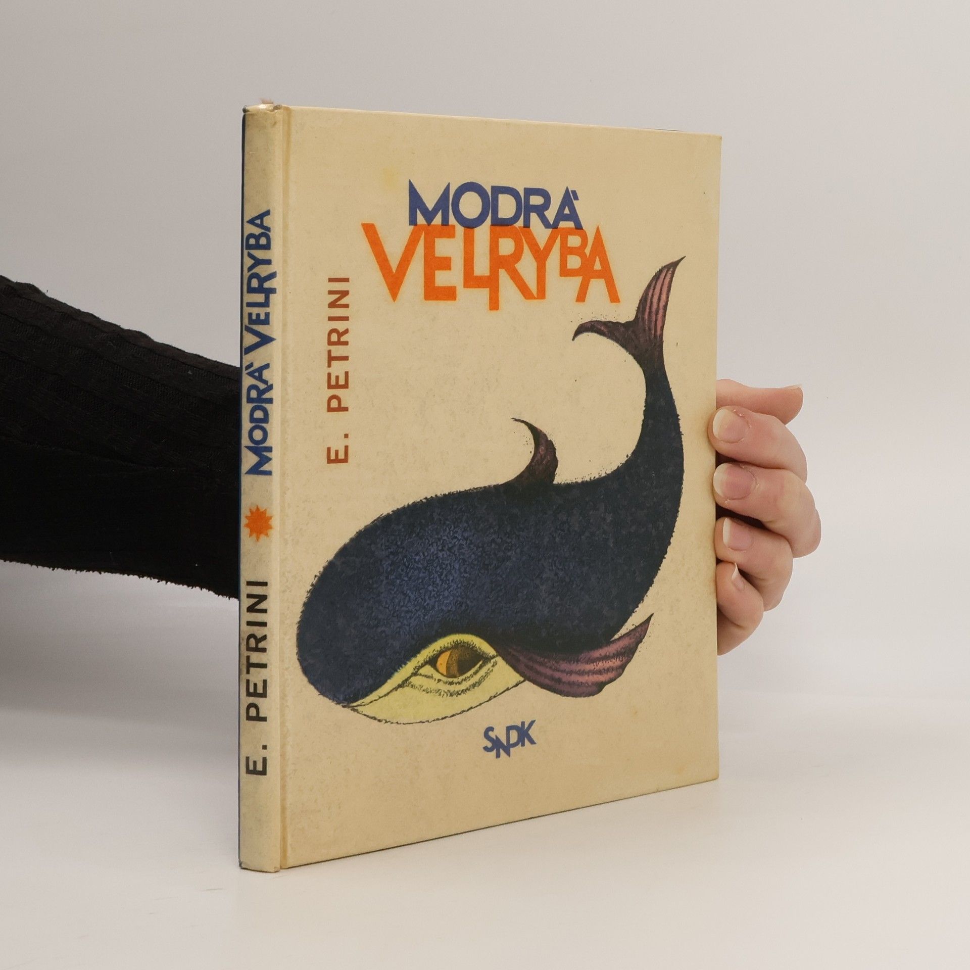 E. Petrini Modrá velryba
