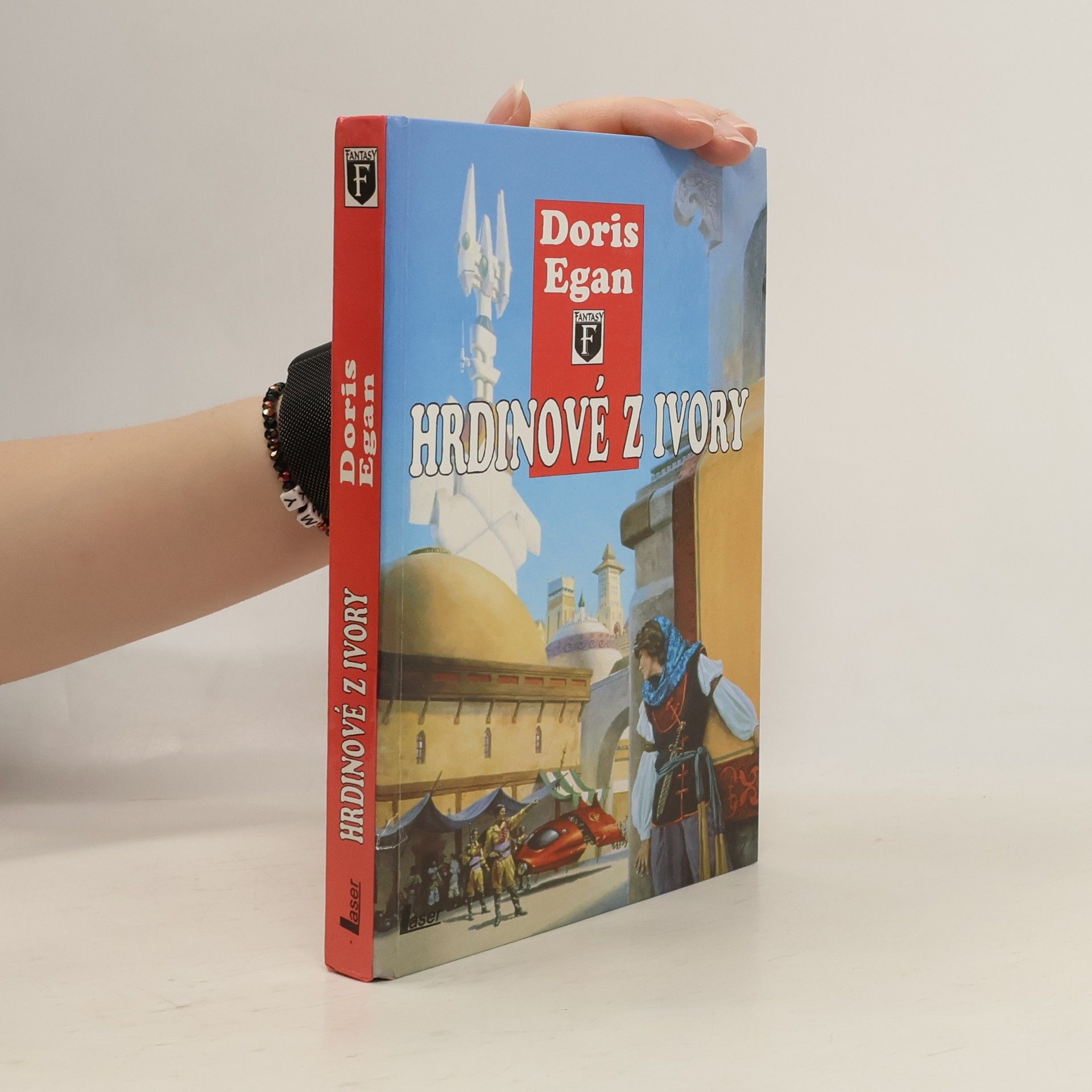 Doris Egan Hrdinové z Ivory