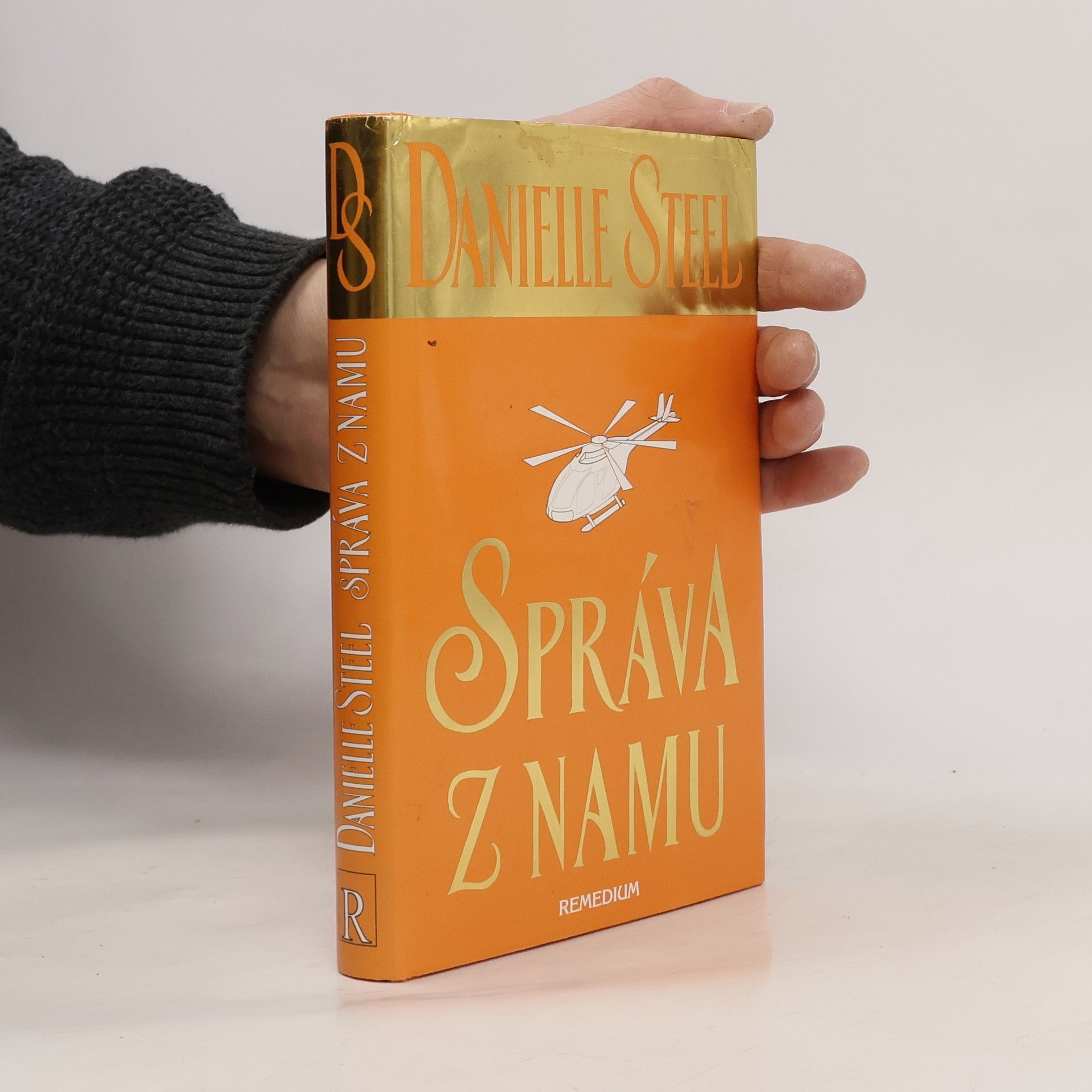 Danielle Steel Zpráva z Namu