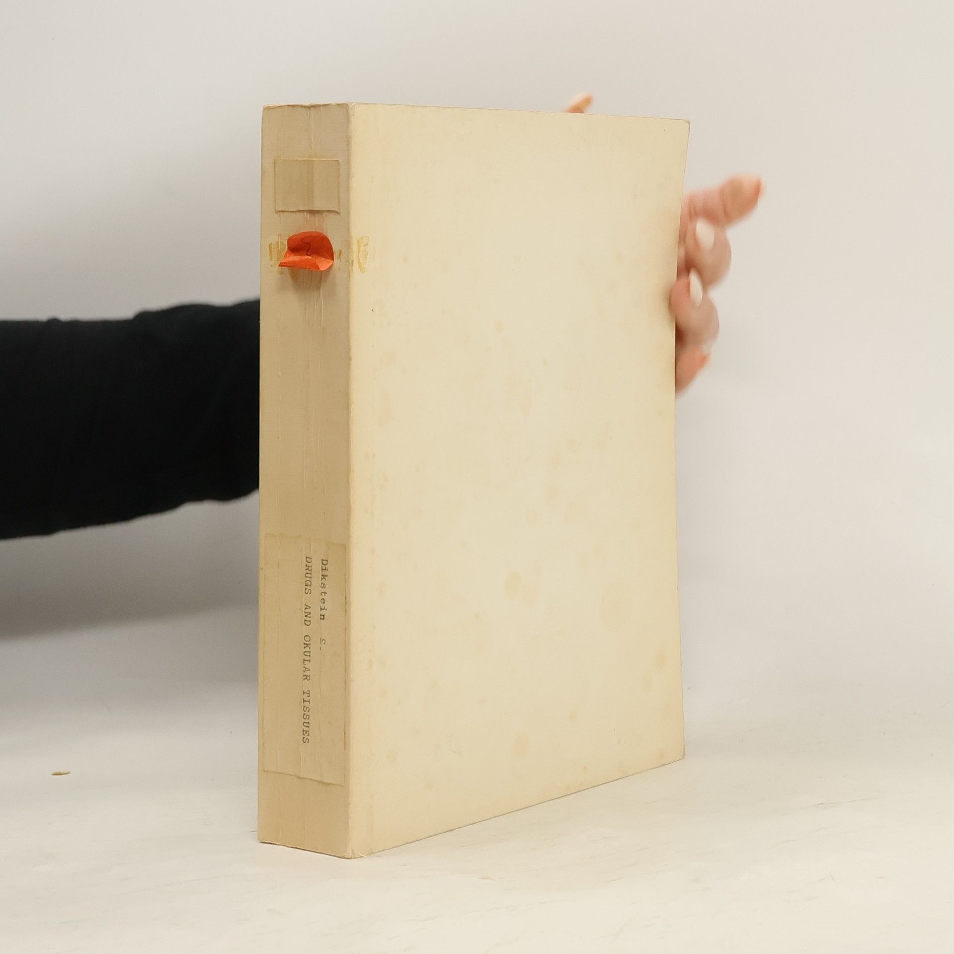 Shabtay Dikstein Drugs and Ocular Tissues