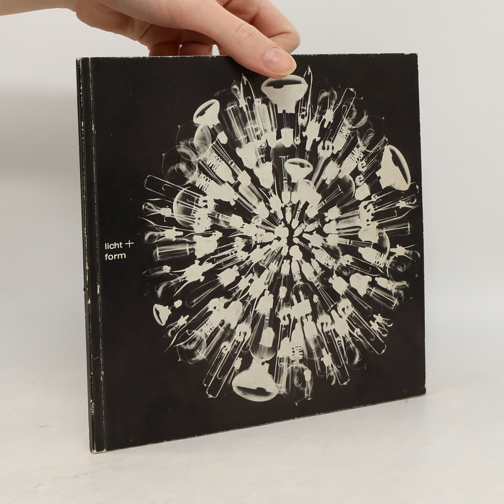 Collectif d'auteurs licht + form: gestern + heute