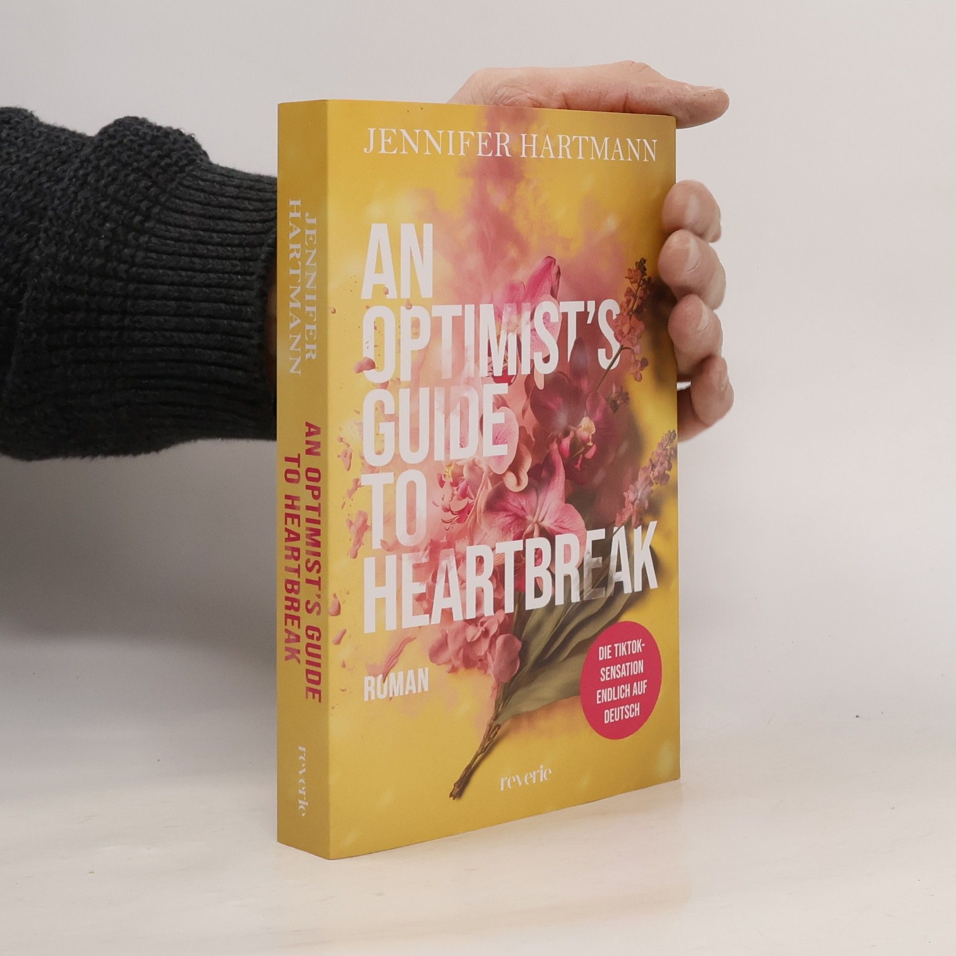 Jennifer Hartmann An Optimist's Guide to Heartbreak