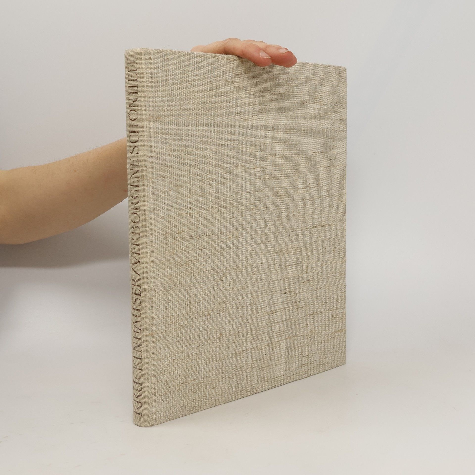 Stefan Kruckenhauser Verborgene Schönheit