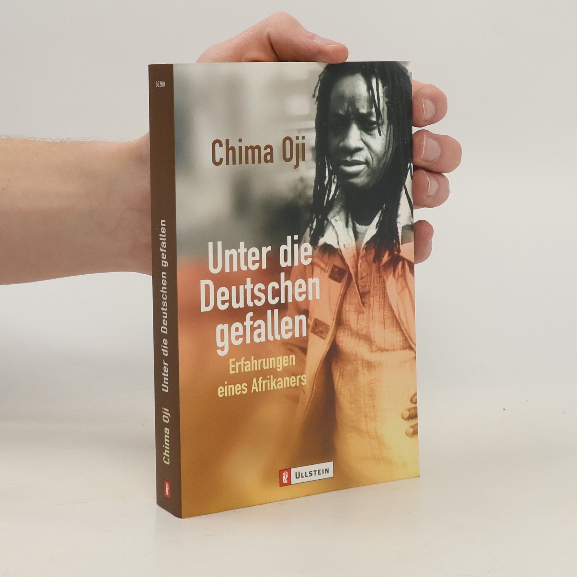 Chima Oji Unter die Deutschen gefallen