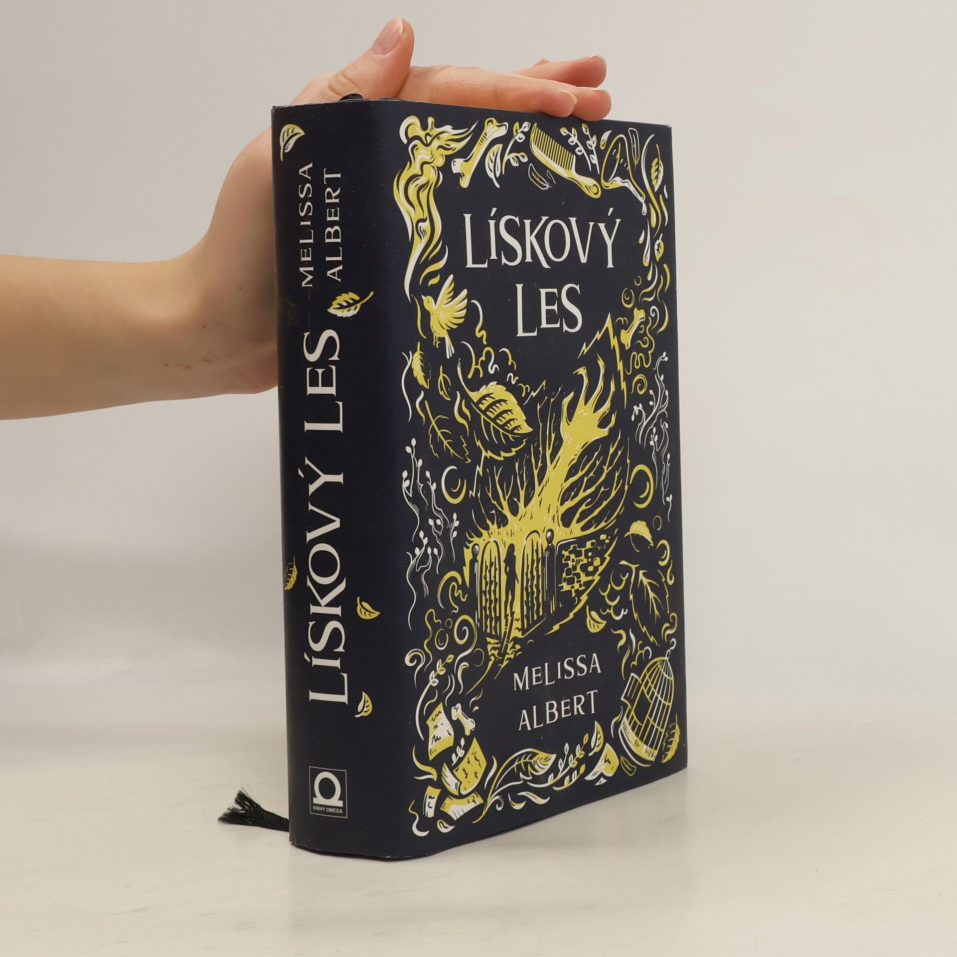 Melissa Albert Lískový les