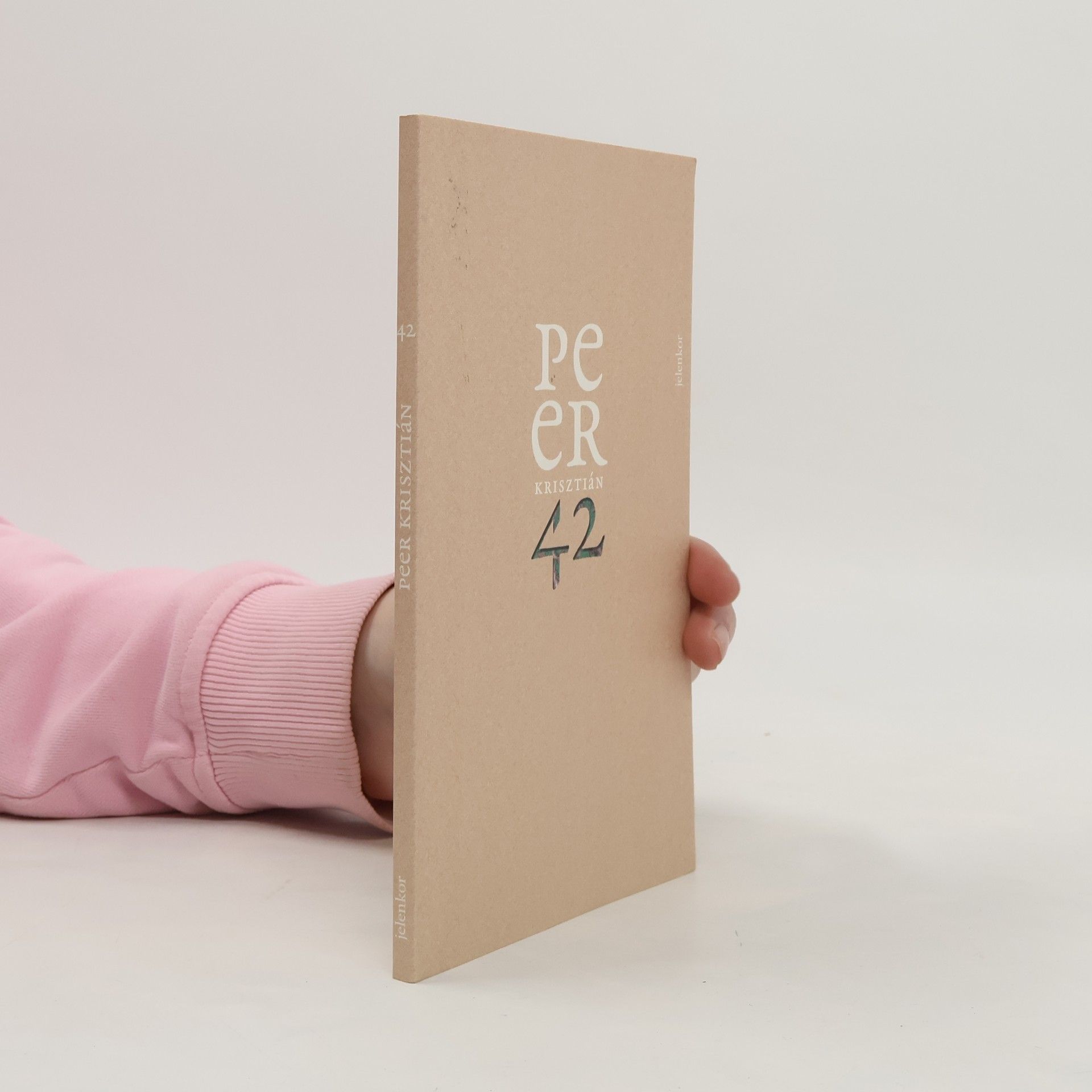 Krisztian Peer Negyvenkető