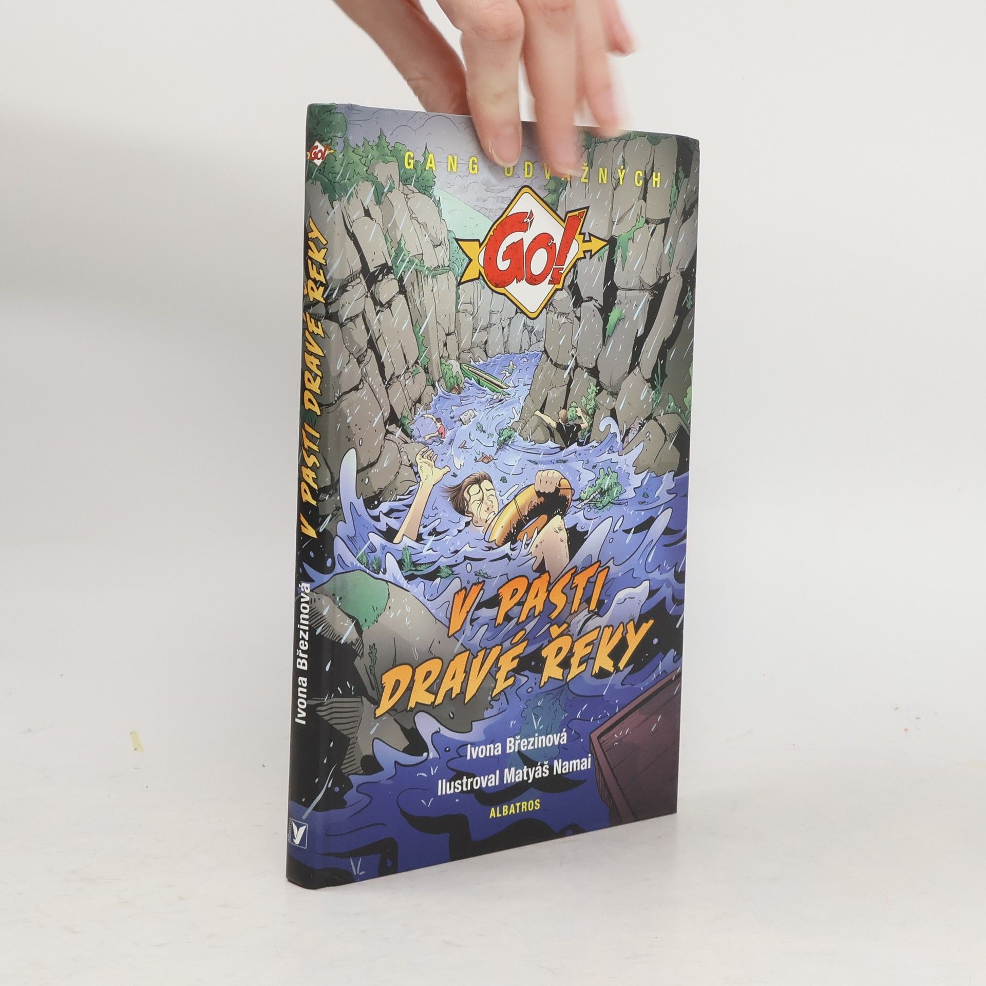 Ivona Březinová V pasti dravé řeky