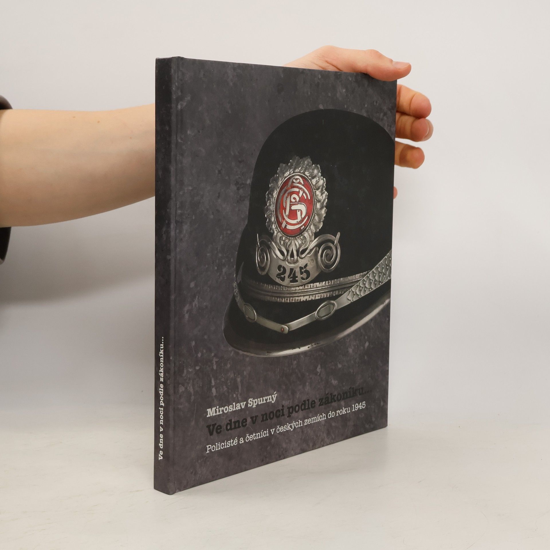 Miroslav Spurný Ve dne v noci podle zákoníku...