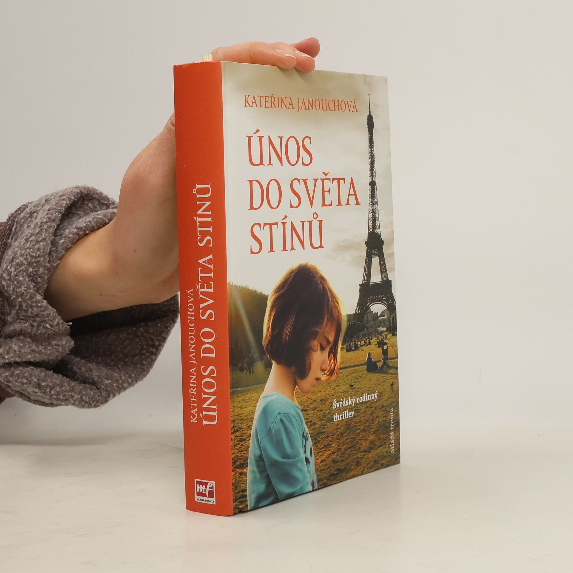 Únos do světa stínů