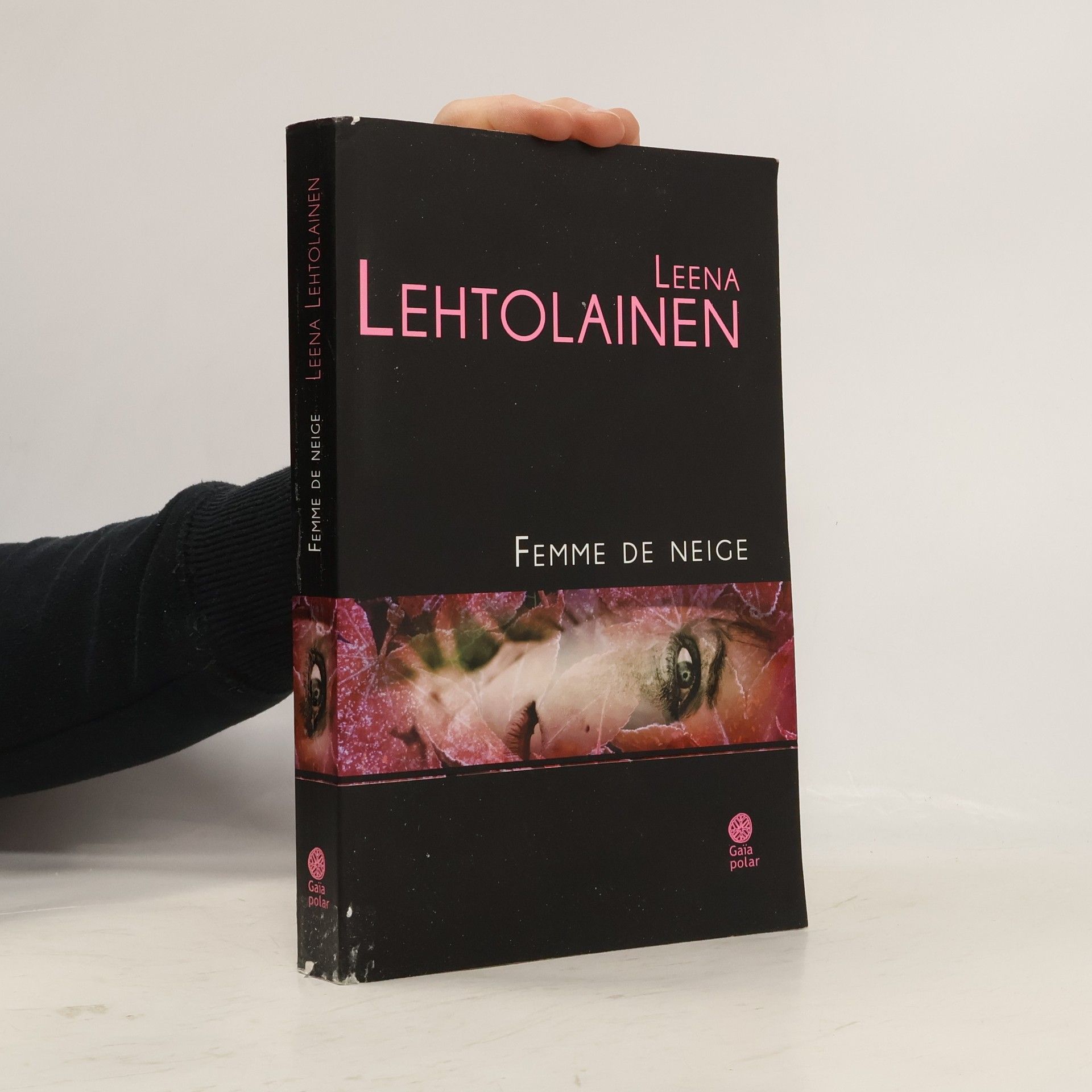 Leena Lehtolainen Femme de neige