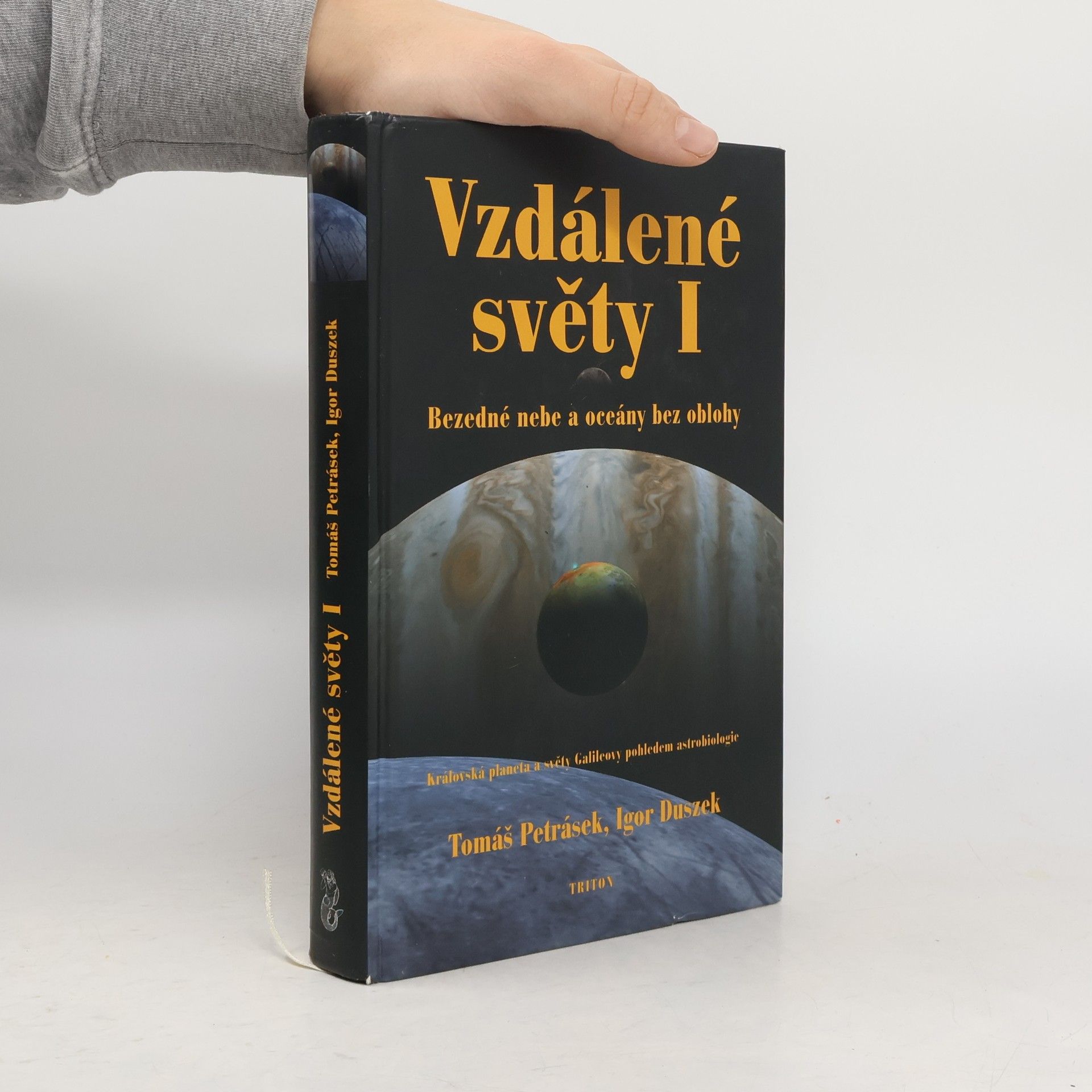 Tomáš Petrásek Vzdálené světy. I